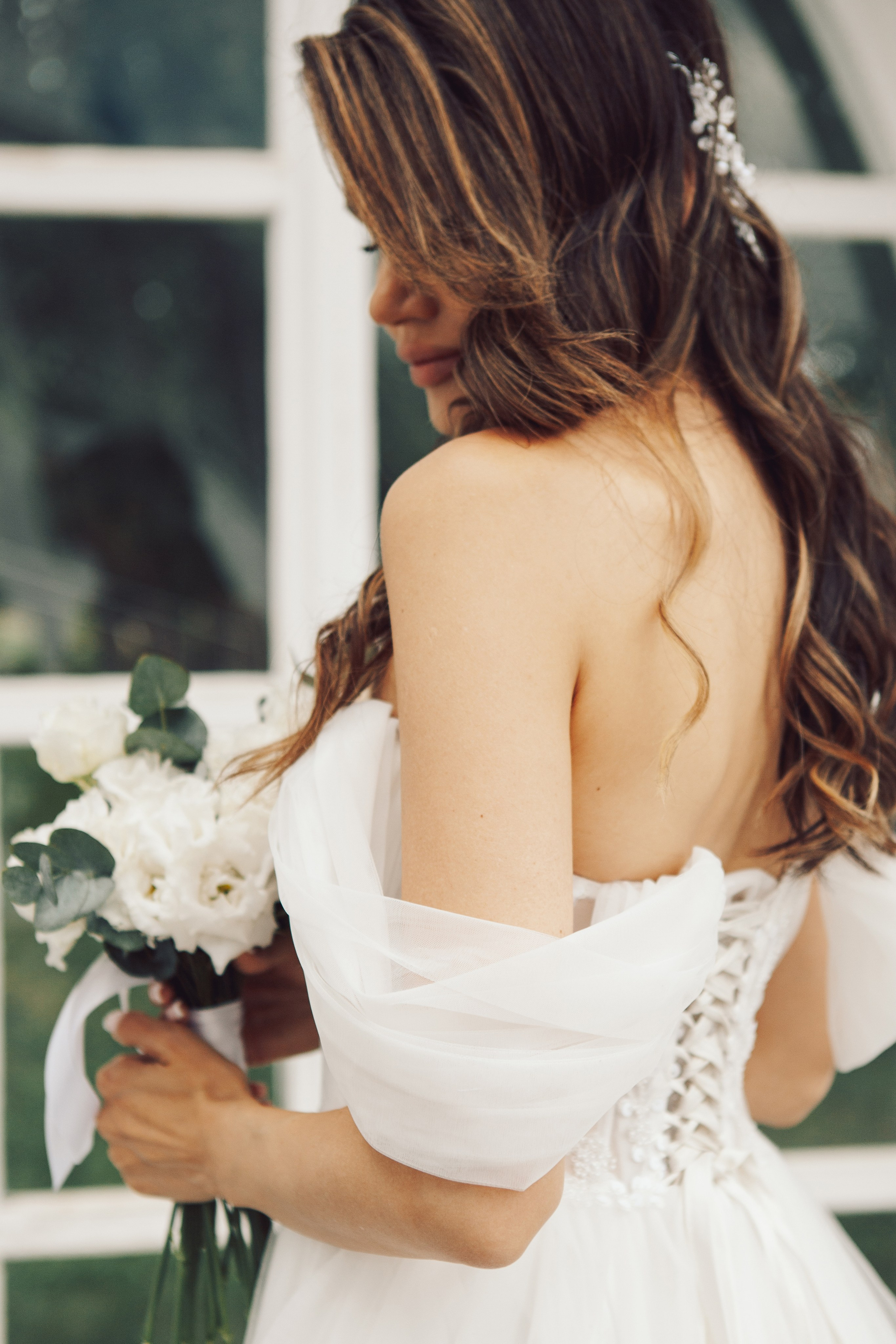 Молодожены в павильоне космонавтики и авиации №34 на вднх и в ресторане московское небо. Фотограф Ольга Ефремова