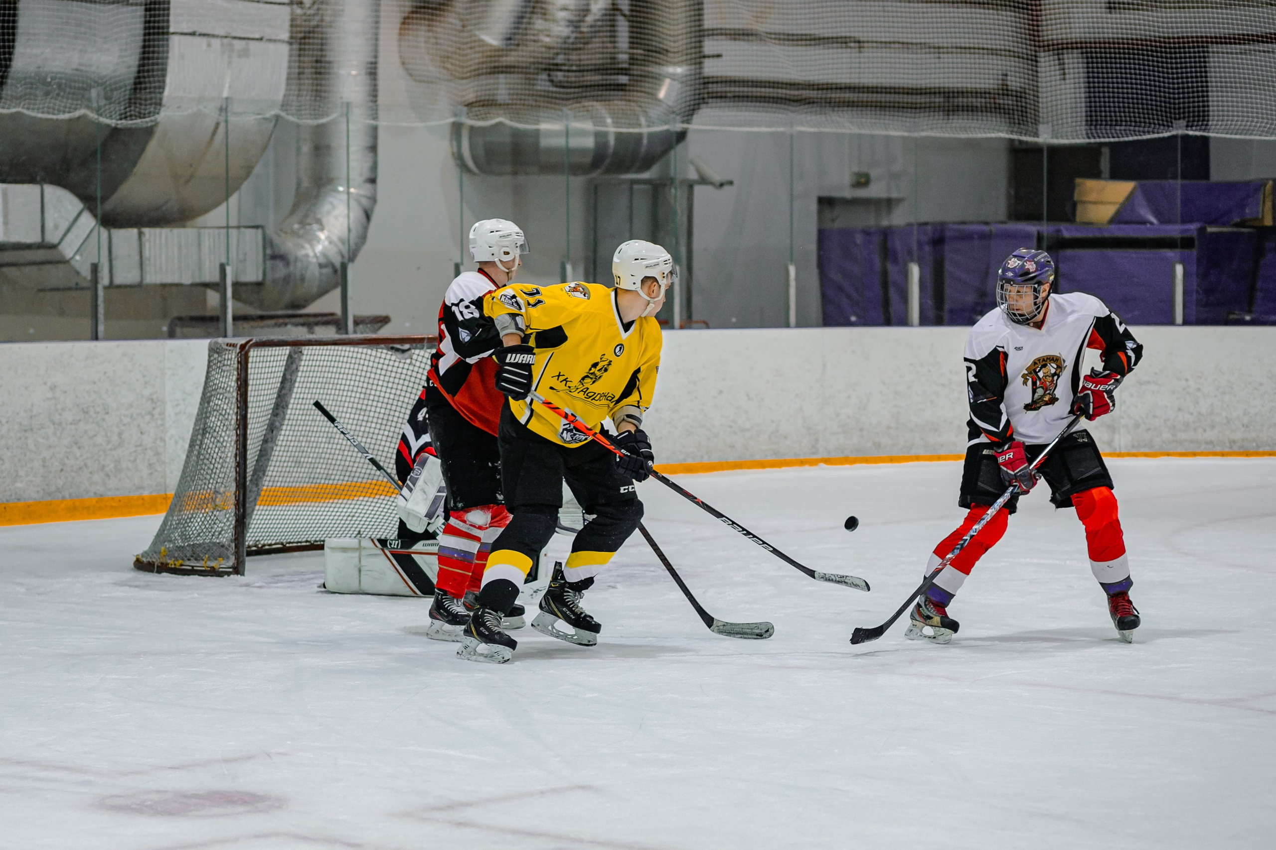 Ночная Хоккейная Лига. Фотограф Неверова Катерина