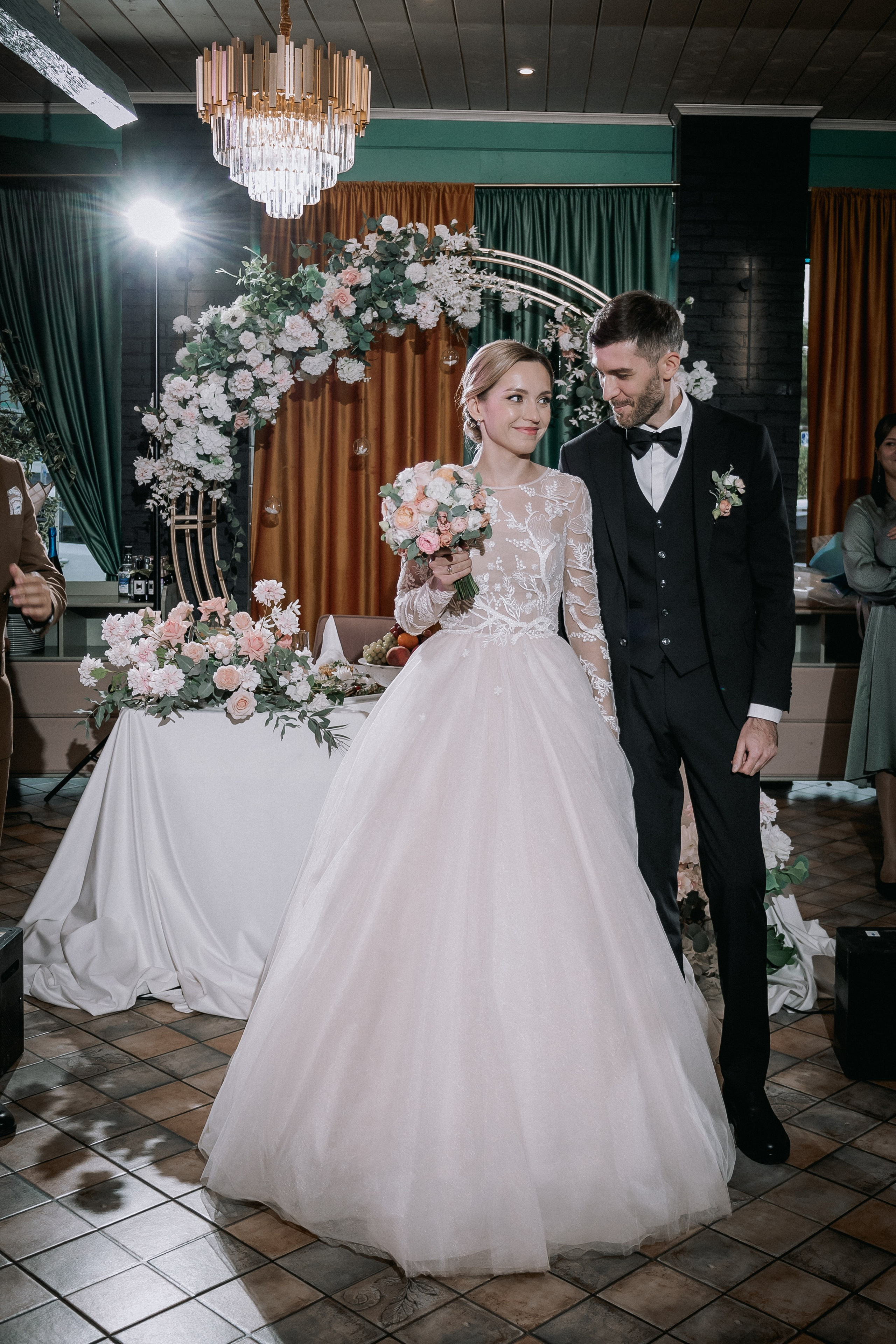 Свадебный день. Дарья и Джем. Свадебная фотография. Арина Рубах