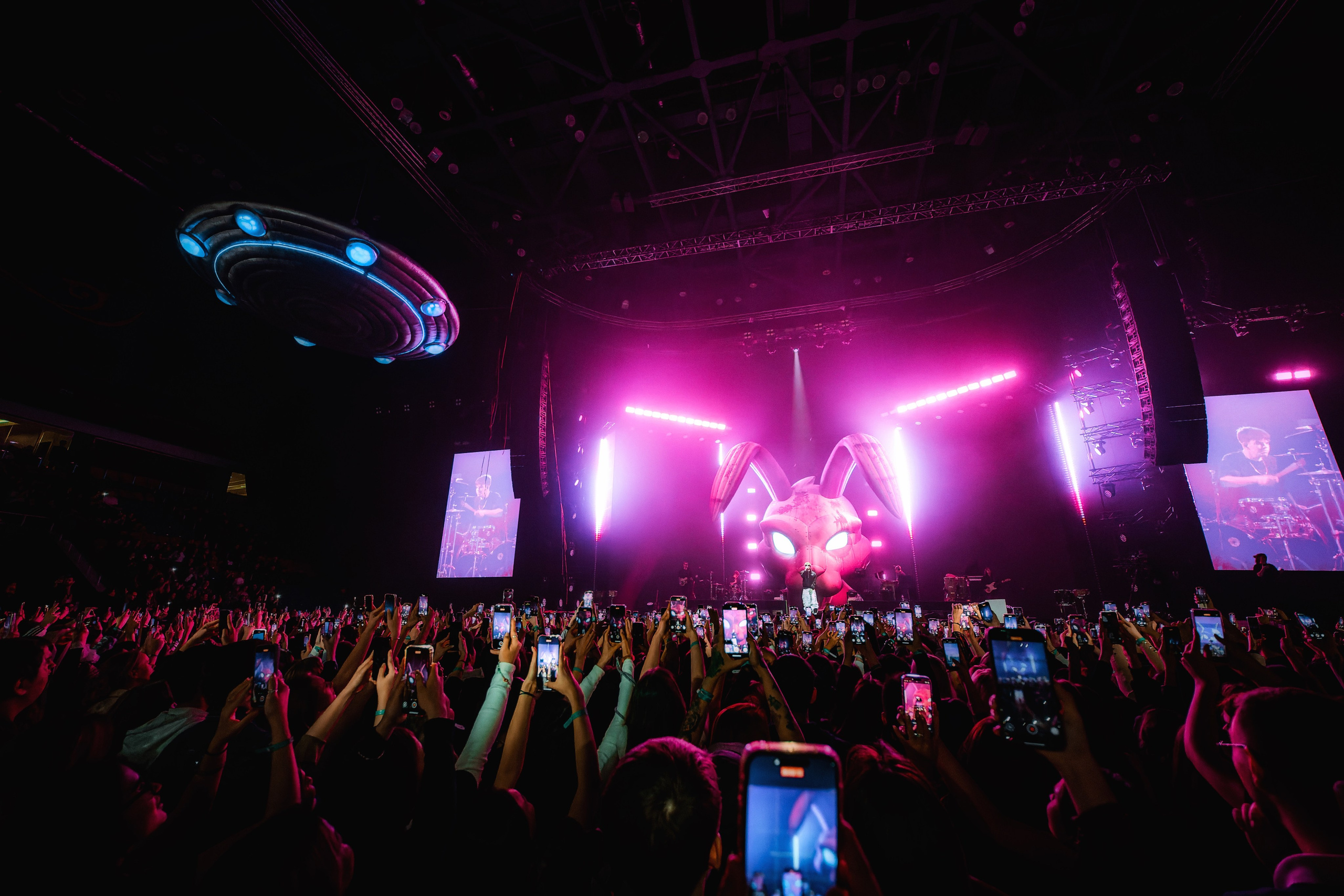 Егор Крид в ALMATY ARENA Алматы 27.03.2025. Репортажный фотограф и видеограф в Москве