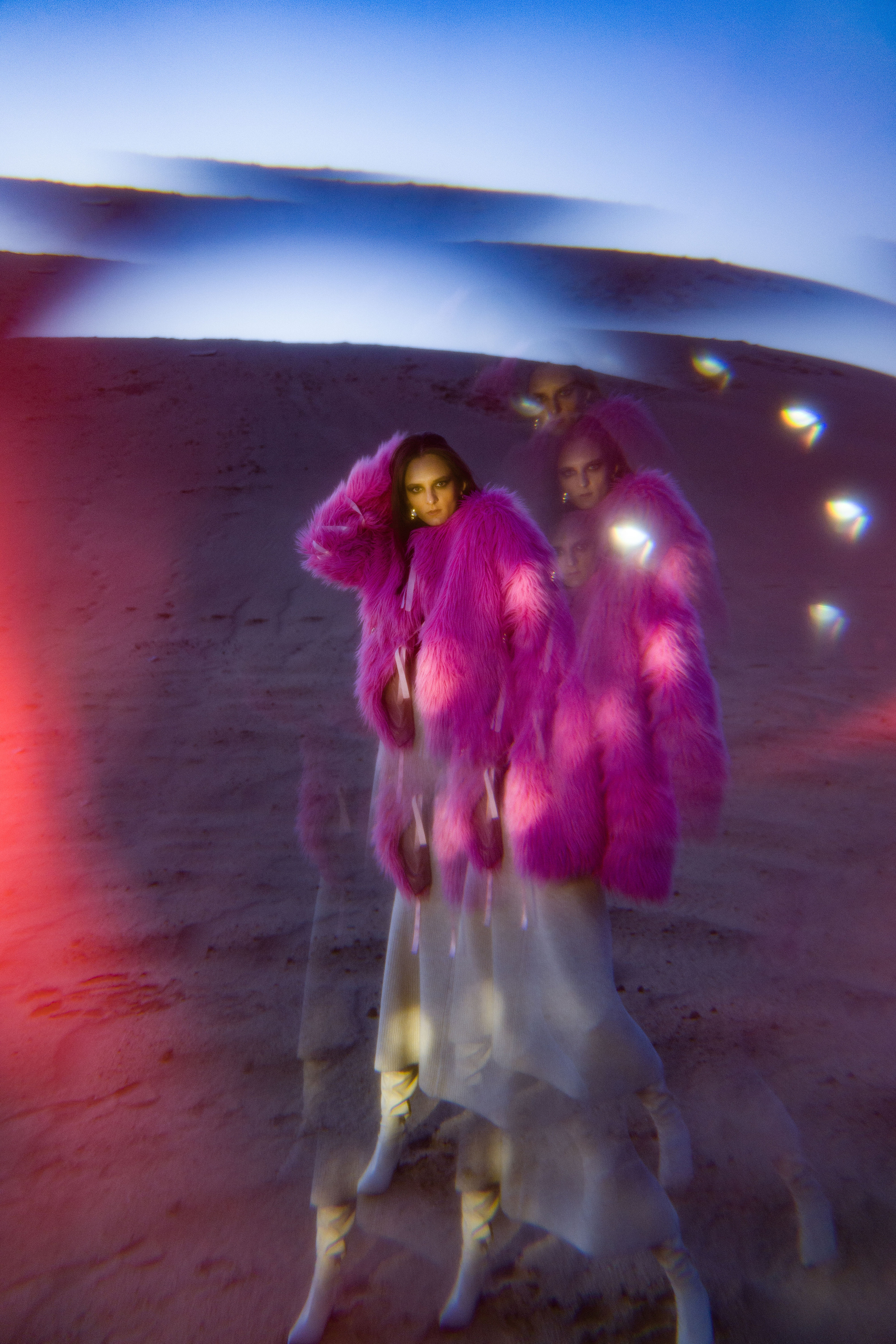 ALIENE.CLO Campaign | THE DESERT. Фотограф Антон Никитин