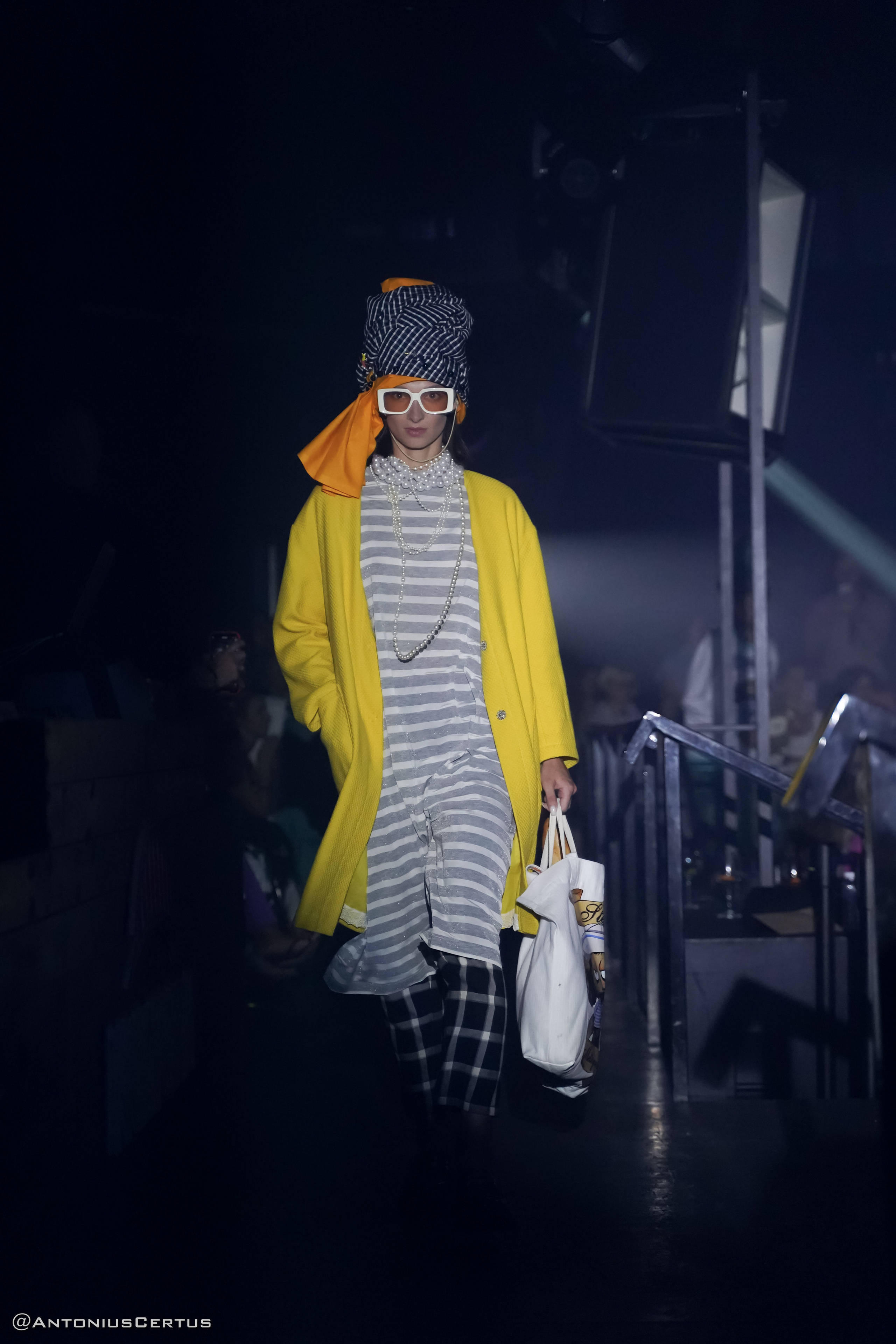 Fashion шоу и показы. Фотограф Антон Никитин