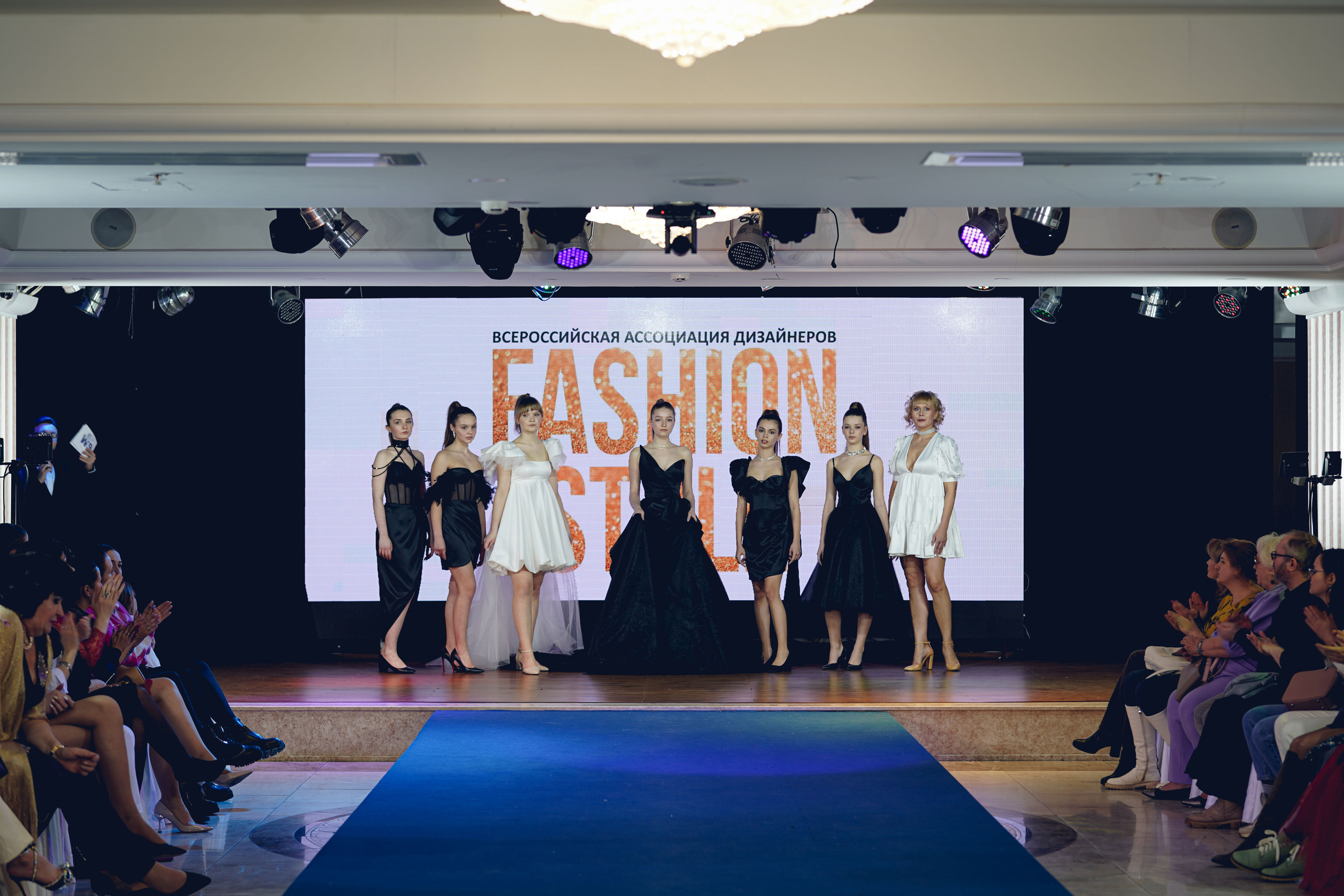 Fashion шоу и показы. Фотограф Антон Никитин