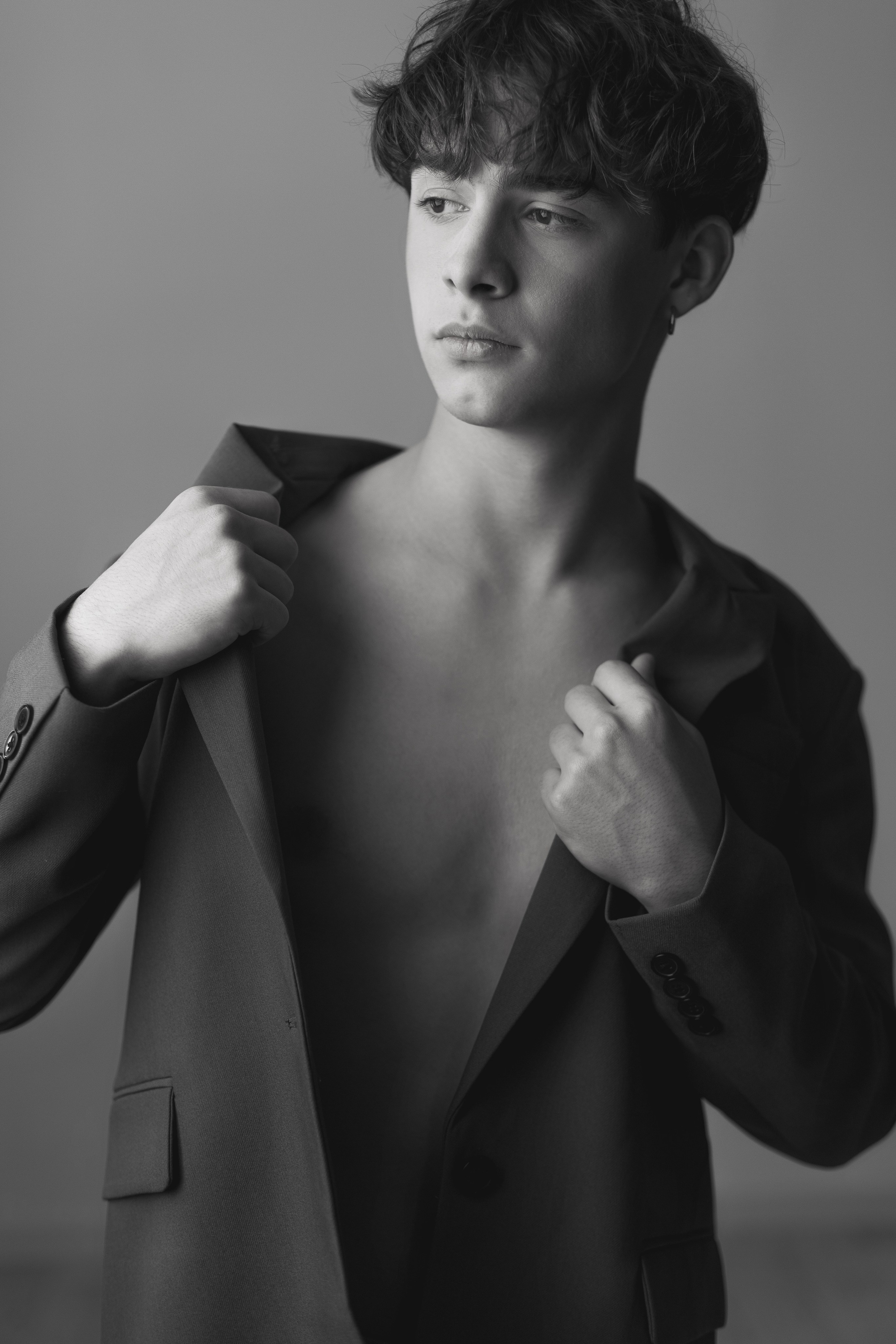 Мужской портрет ЧБ