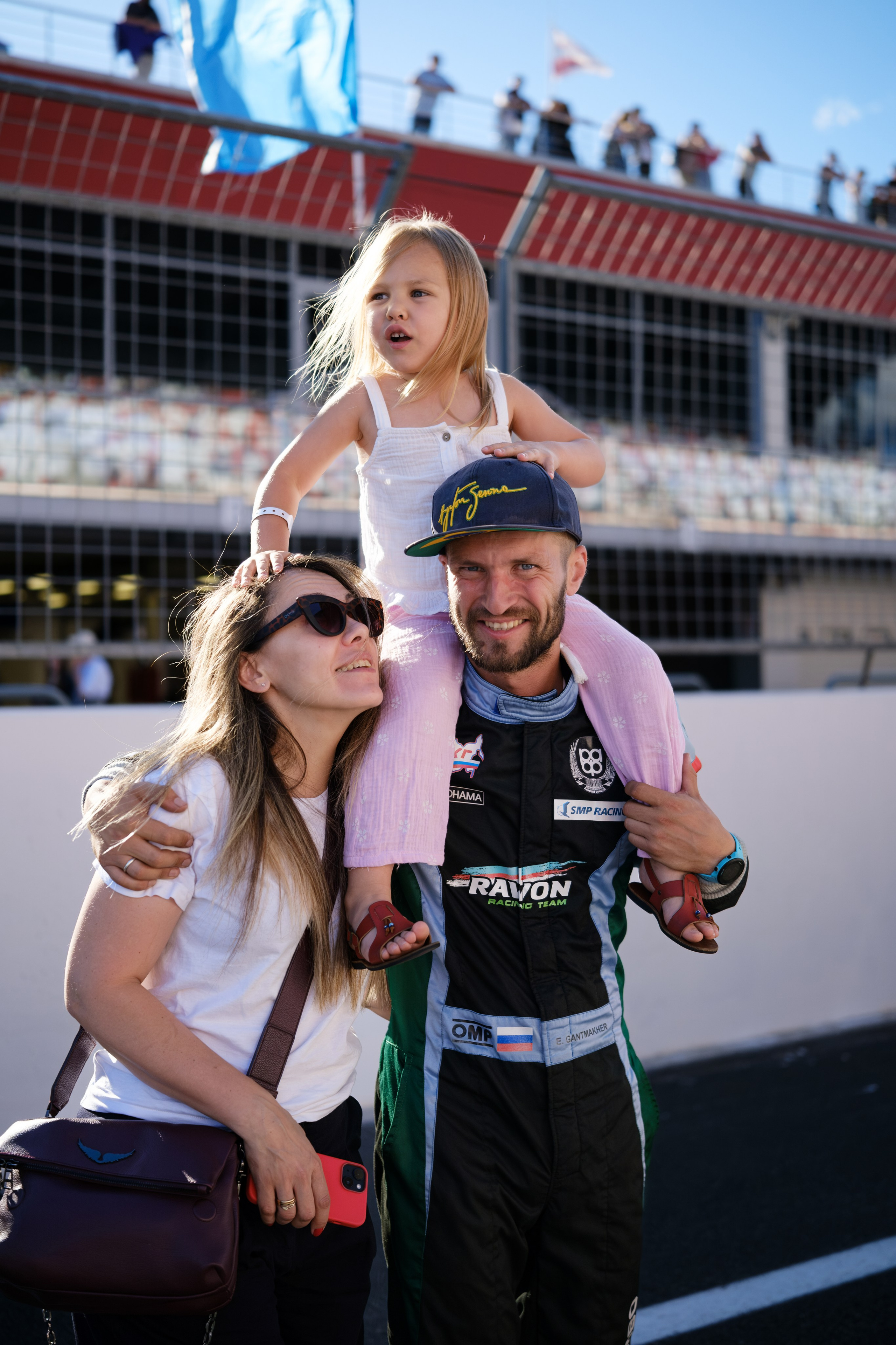 Российская серия гонок на выносливость. Авто и мотоспорт — фотограф Антон Медведев iCoguar