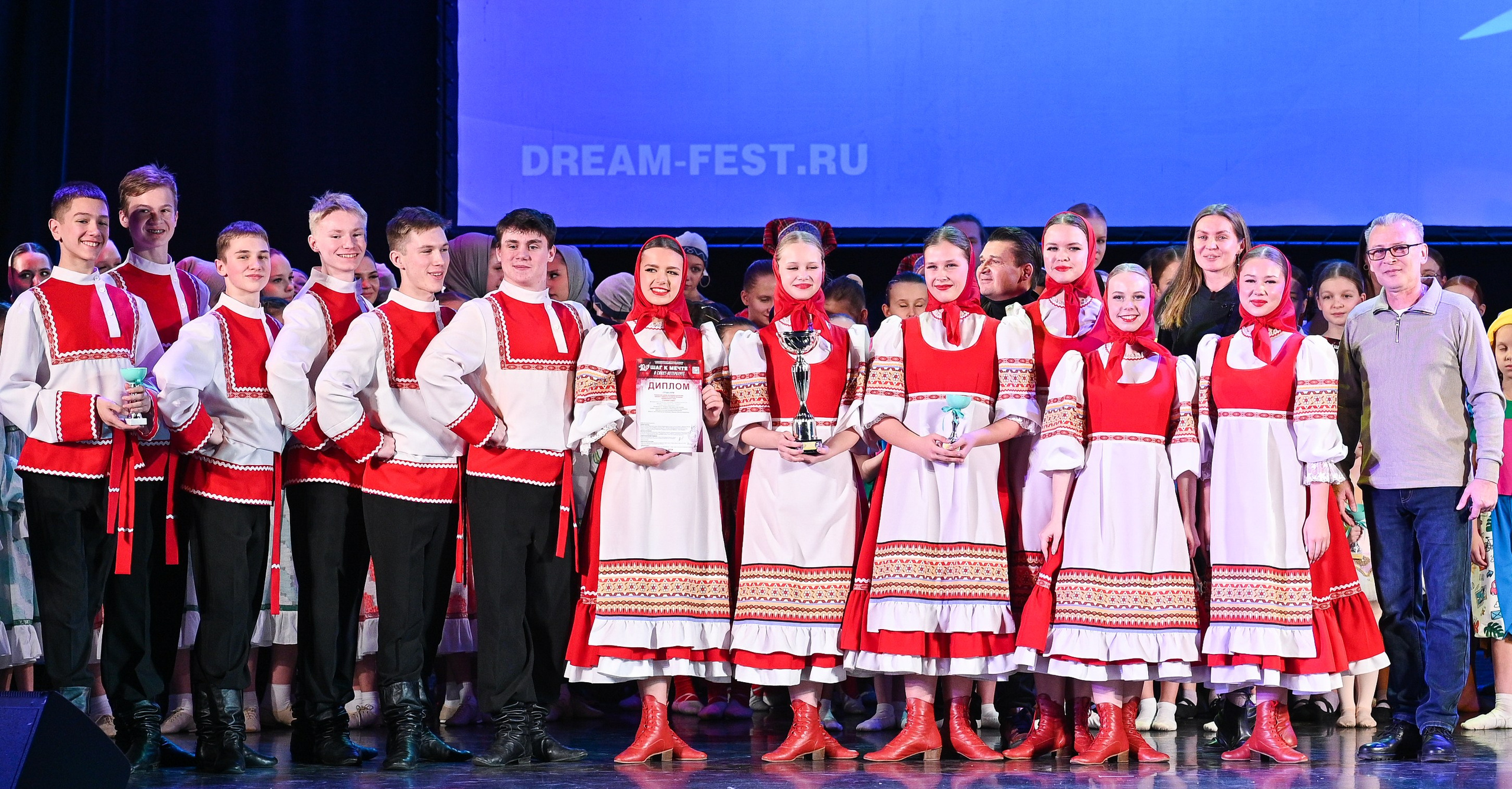 07.12.2024 Фестивальное движение «Шаг к мечте» г. Санкт-Петербург. Медиастудия Фото Концепт