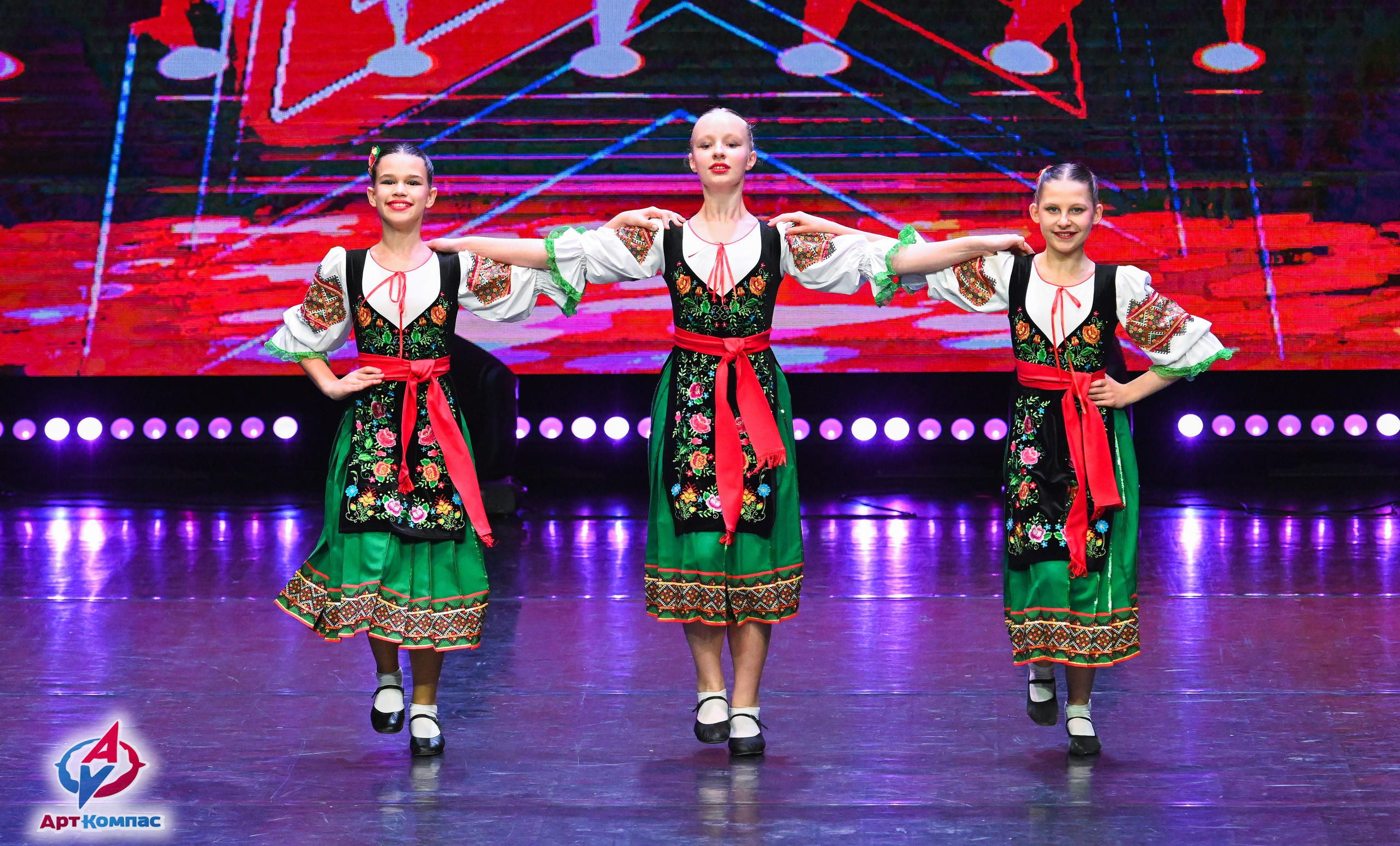 08.12.2025 Всероссийский конкурс хореографического искусства «Призвание Артист» г. Светлогорск. Медиастудия Фото Концепт