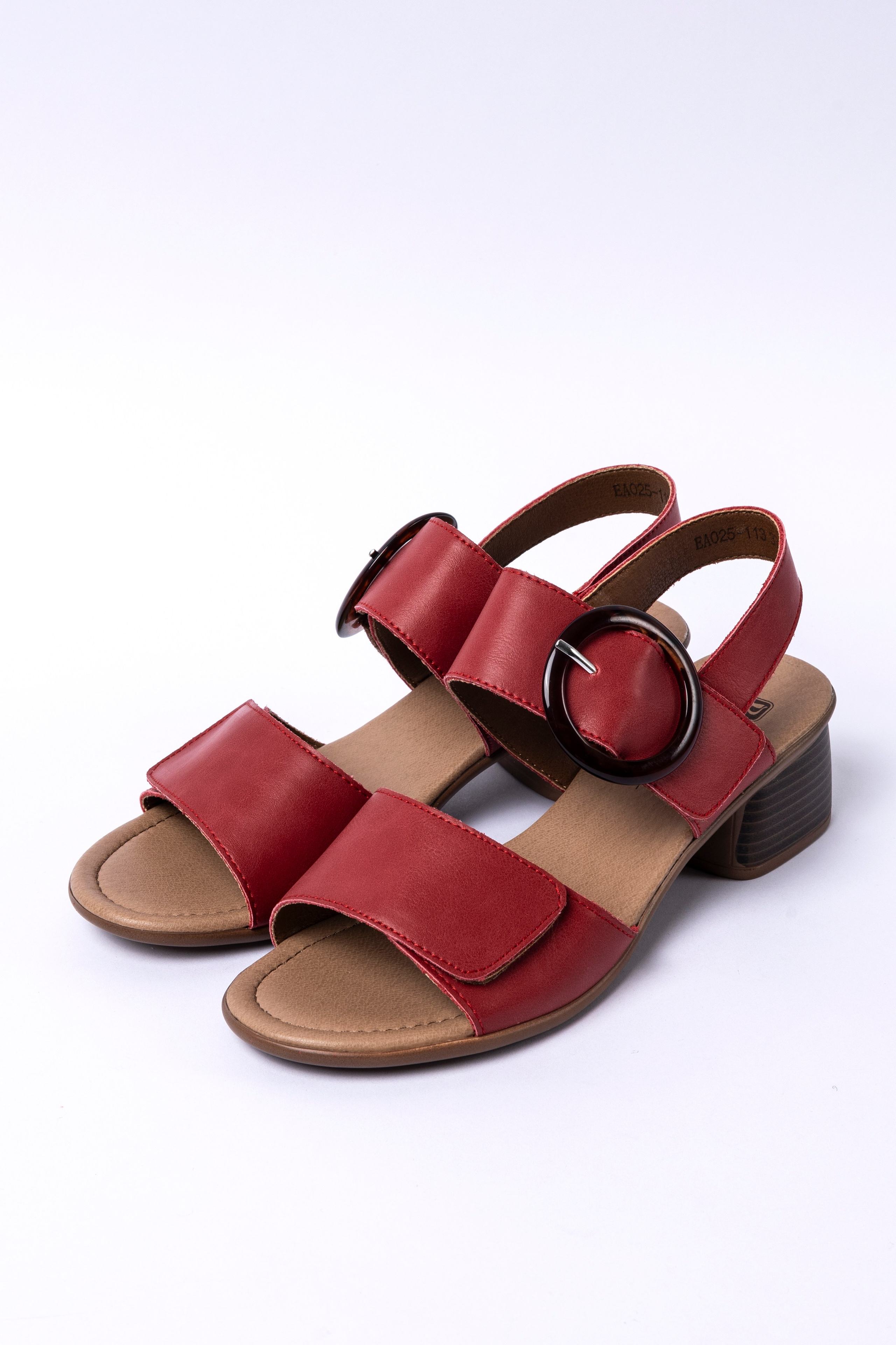 Каталожная съёмка для интернет магазинов. Автопортретная фотостудия в Казани