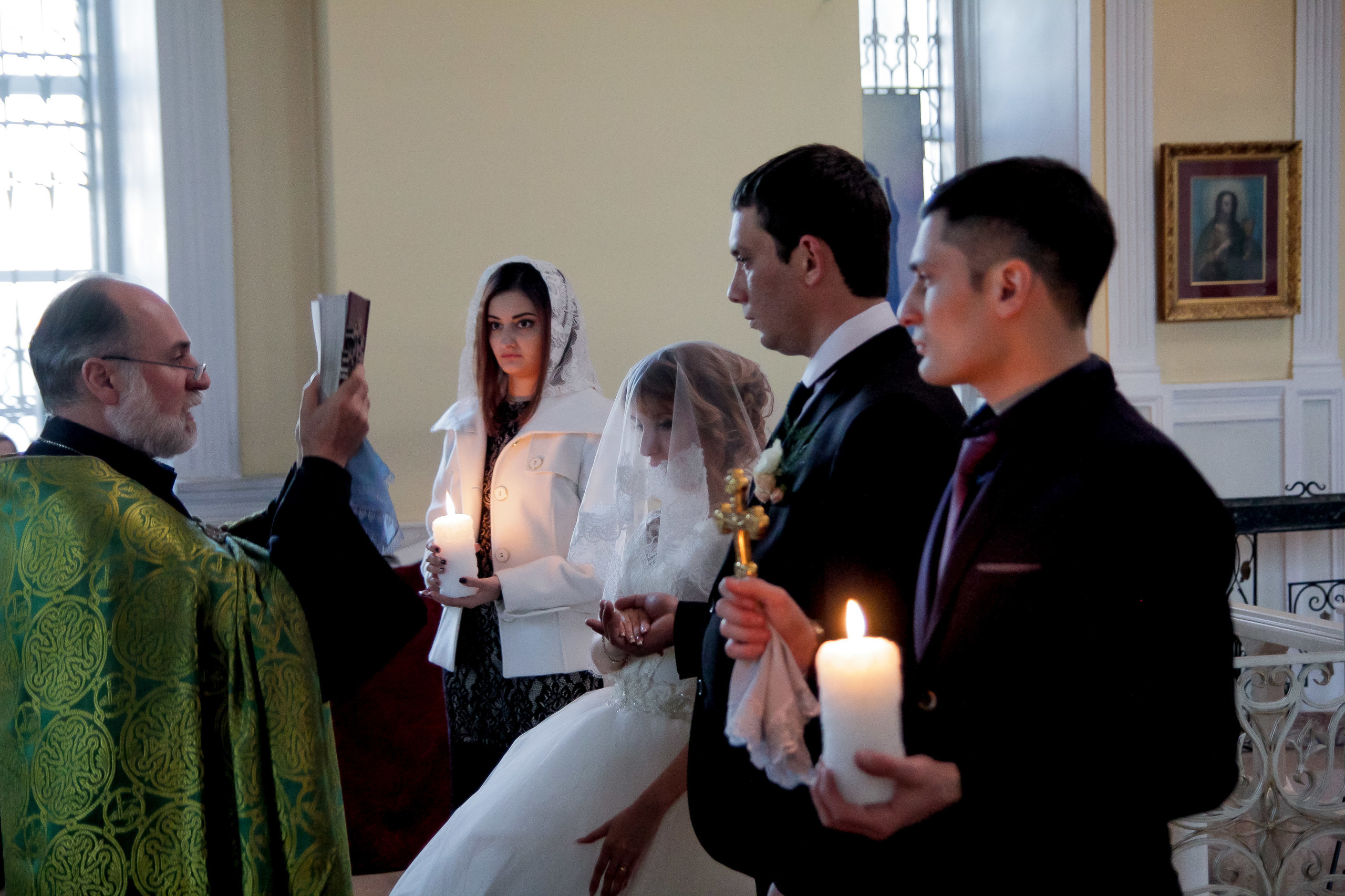 Фотограф церковных обрядов в Ростове-на-Дону. Профессиональная фото и. Максим Матвийченко и Виктория Басова профессионалы своего дела