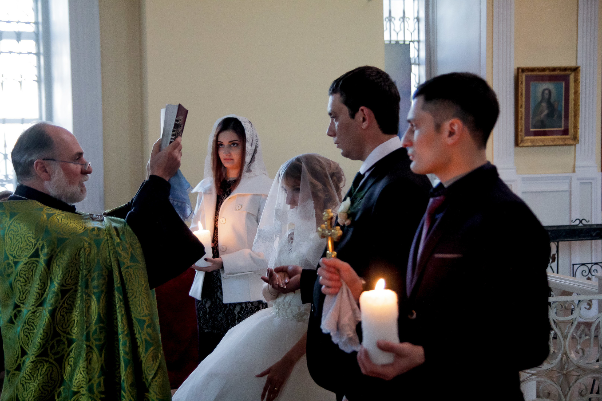 Фотограф церковных обрядов в Ростове-на-Дону. Профессиональная фото и. Максим Матвийченко и Виктория Басова профессионалы своего дела