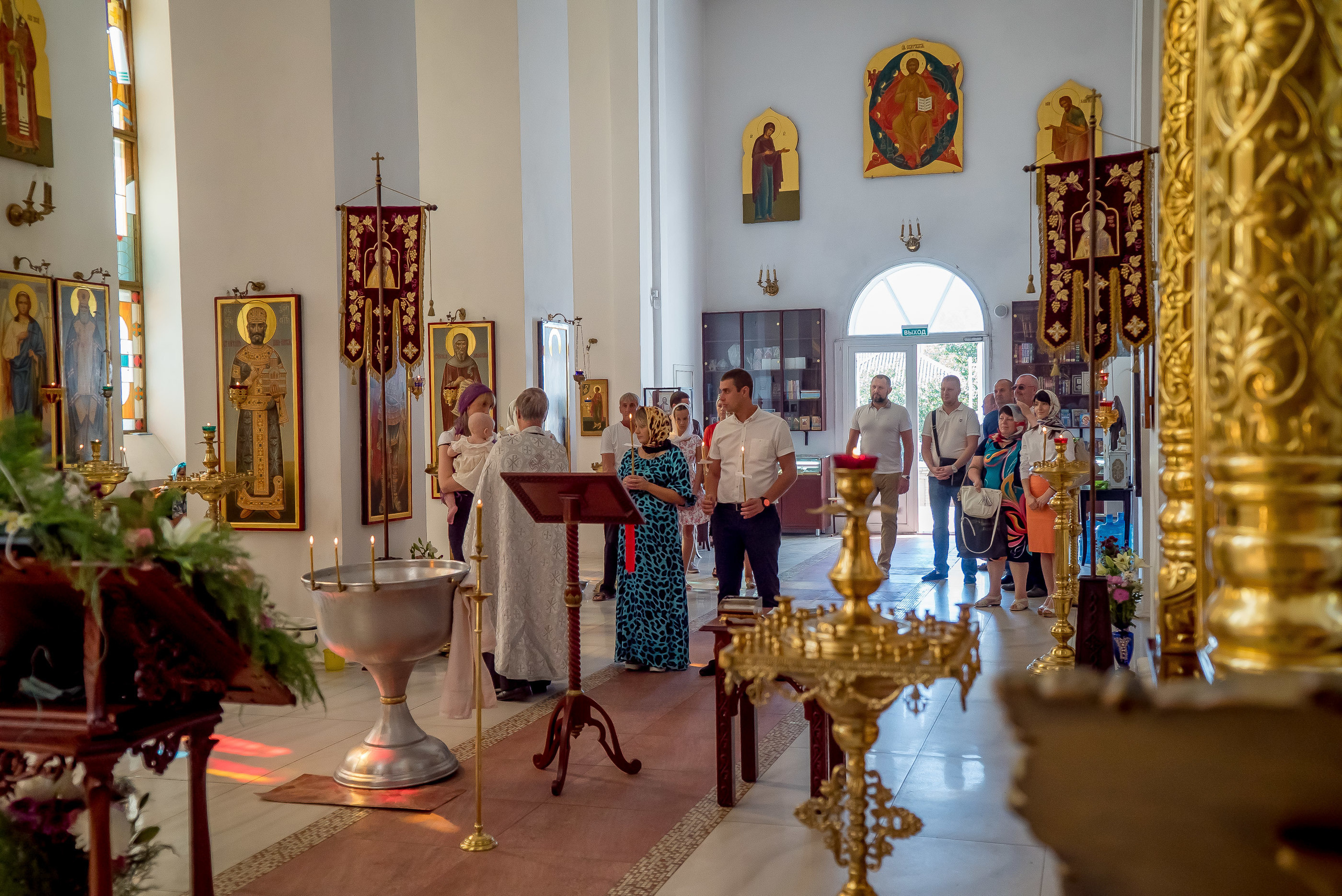 Photographer of church rites. Professional photo and video shooting of. Max Matvich and Victoria Basova are professionals in their field