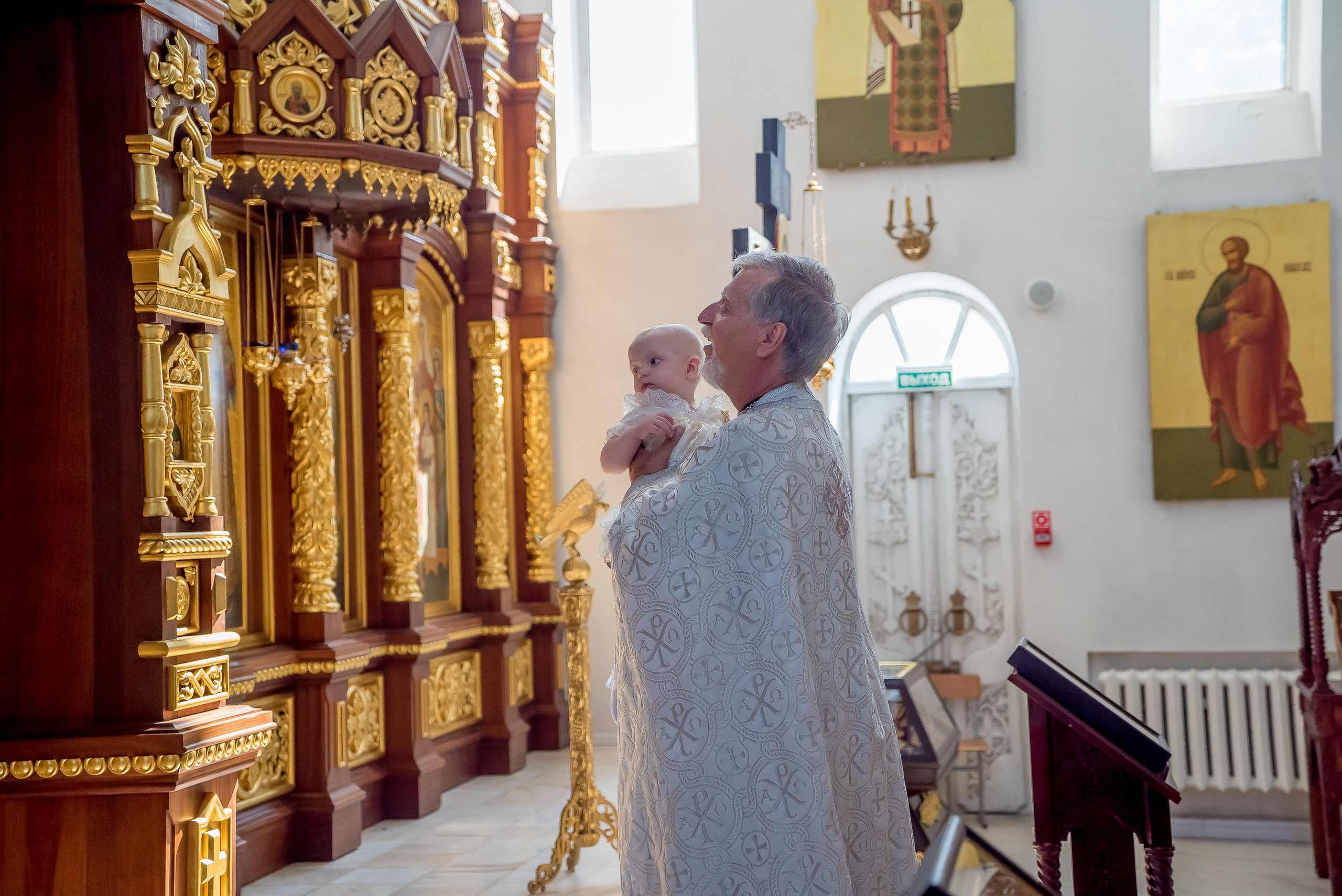 Photographer of church rites. Professional photo and video shooting of. Max Matvich and Victoria Basova are professionals in their field