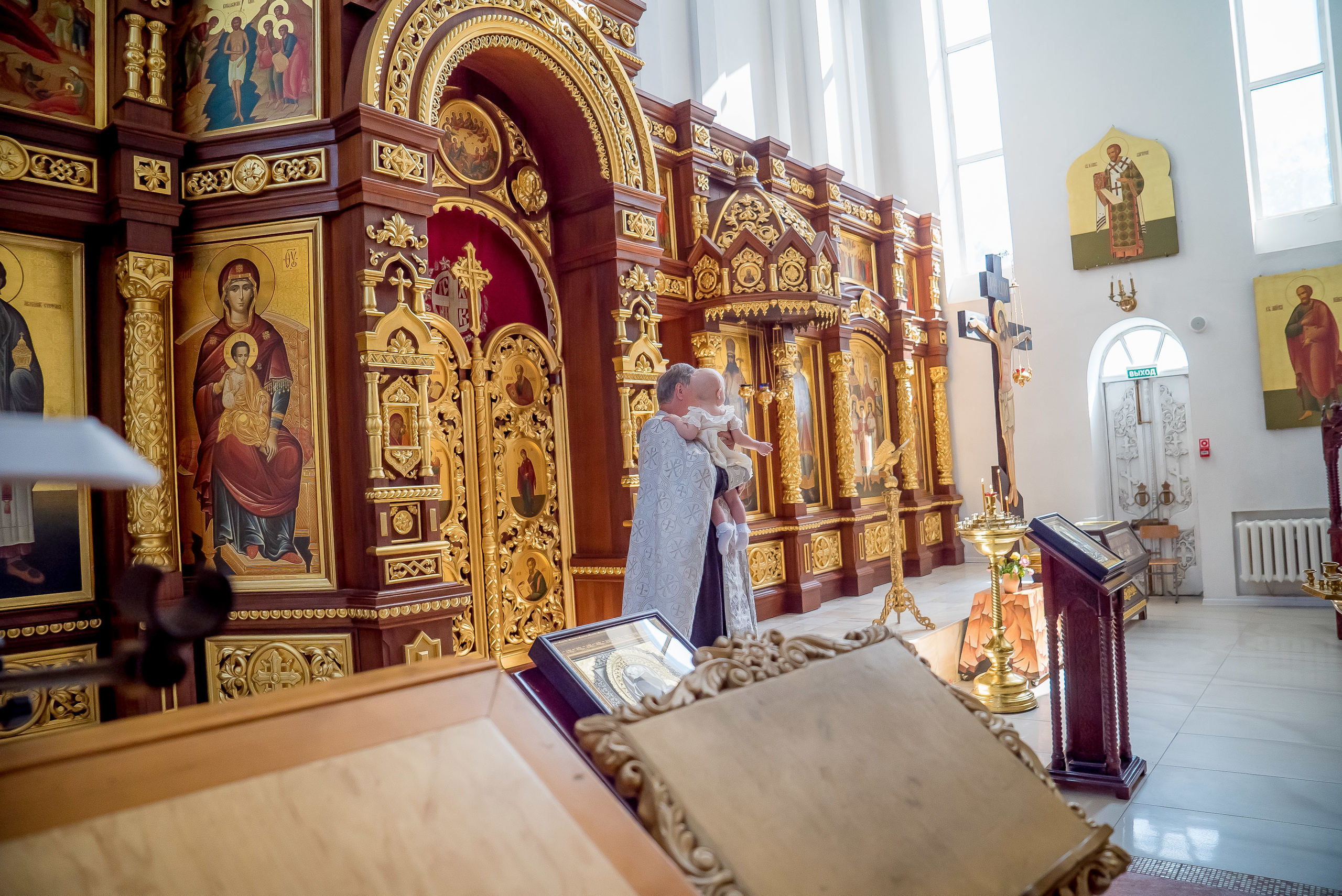 Photographer of church rites. Professional photo and video shooting of. Max Matvich and Victoria Basova are professionals in their field