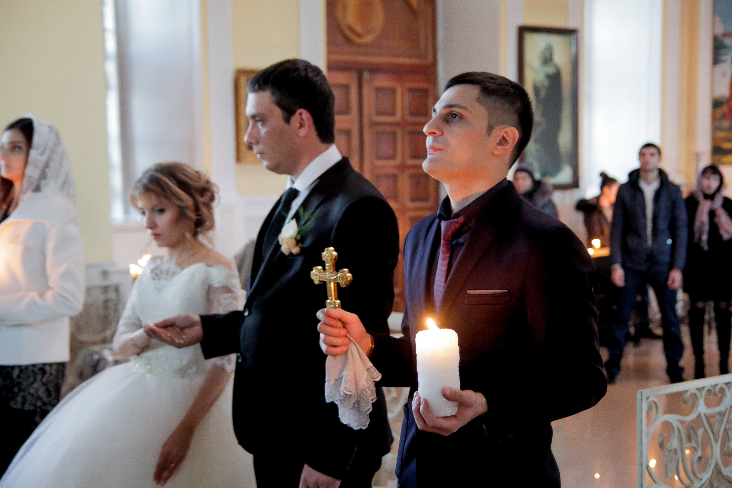 Фотограф церковных обрядов в Ростове-на-Дону. Профессиональная фото и. Максим Матвийченко и Виктория Басова профессионалы своего дела