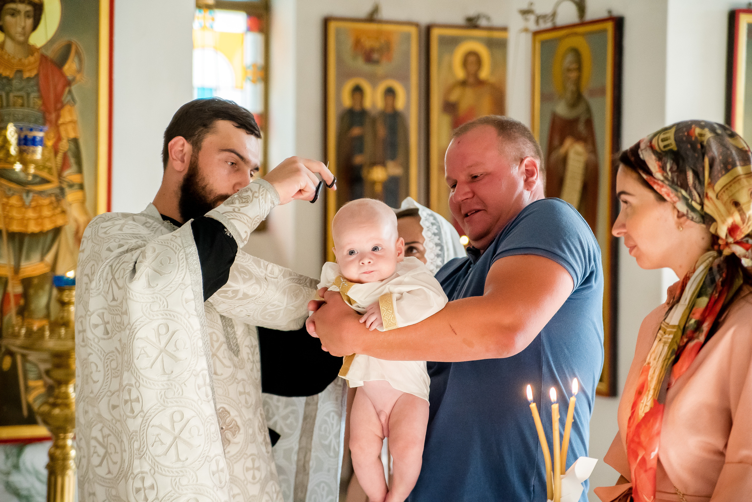 Фотограф церковных обрядов в Ростове-на-Дону. Профессиональная фото и. Максим Матвийченко и Виктория Басова профессионалы своего дела