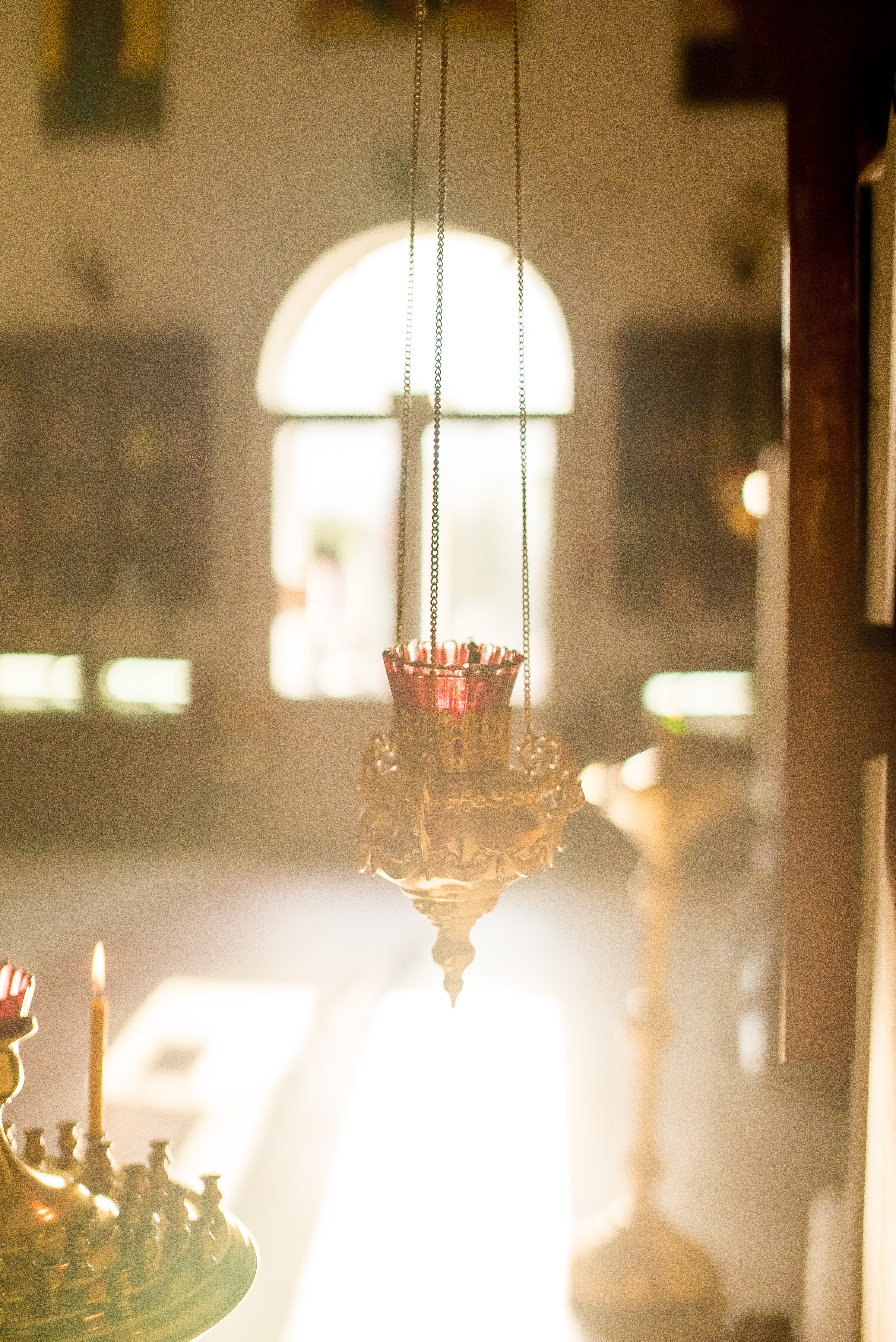 Фотограф церковных обрядов в Ростове-на-Дону. Профессиональная фото и. Максим Матвийченко и Виктория Басова профессионалы своего дела