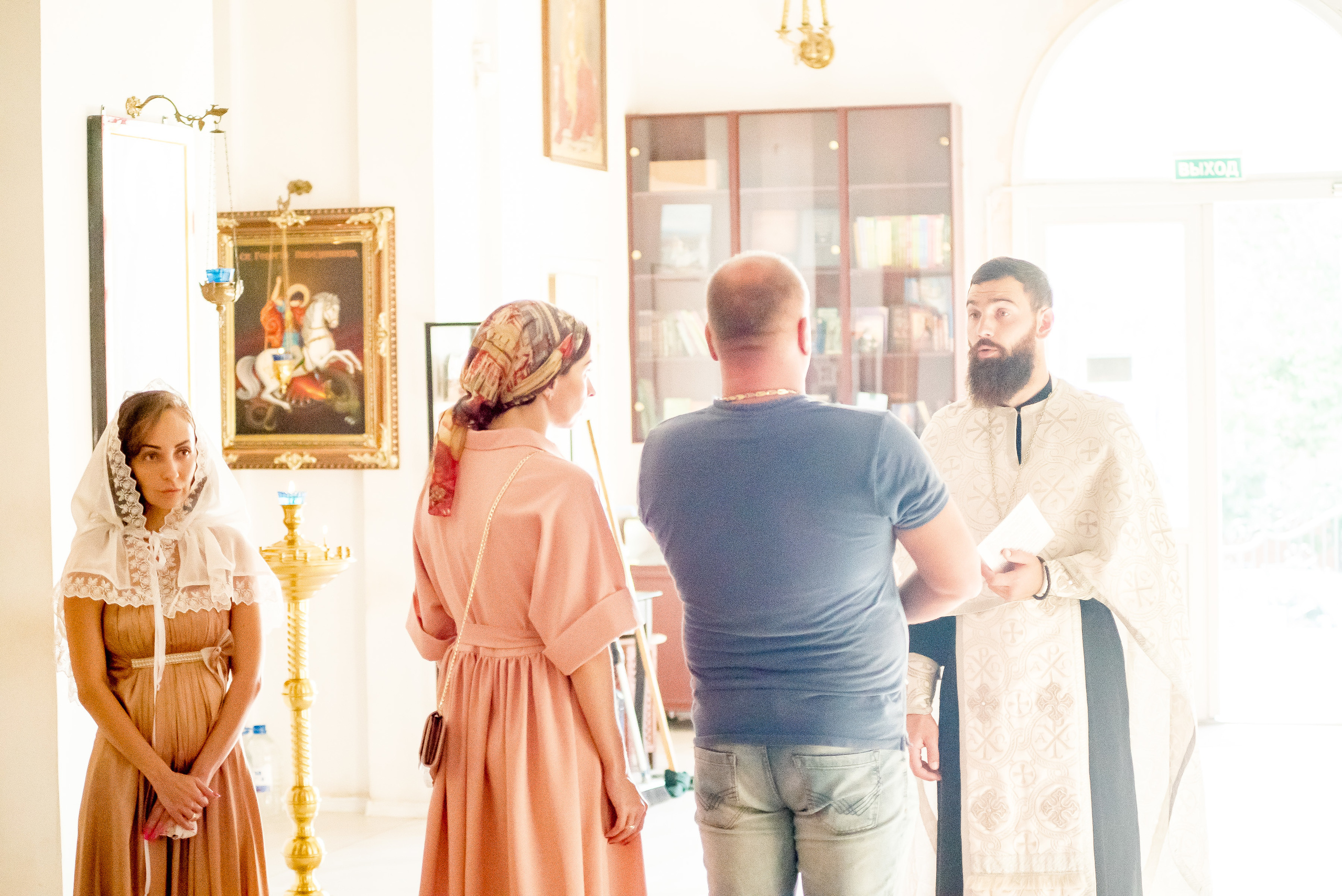 Фотограф церковных обрядов в Ростове-на-Дону. Профессиональная фото и. Максим Матвийченко и Виктория Басова профессионалы своего дела