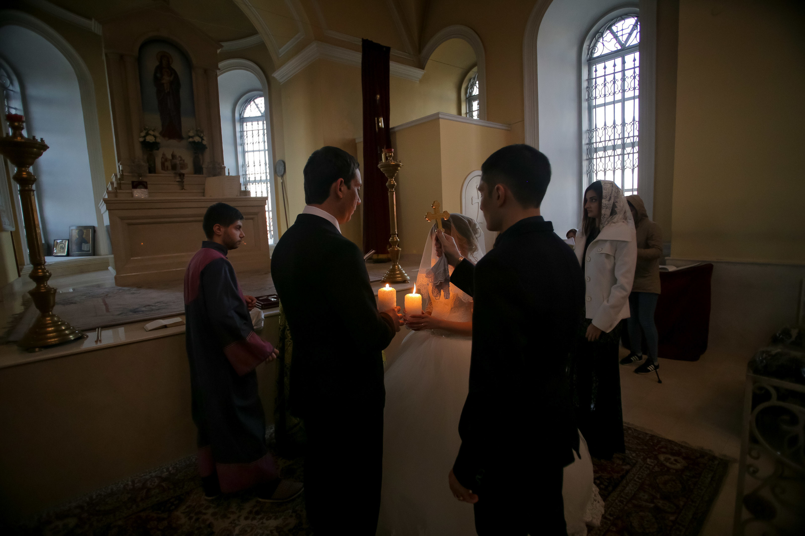 Фотограф церковных обрядов в Ростове-на-Дону. Профессиональная фото и. Максим Матвийченко и Виктория Басова профессионалы своего дела