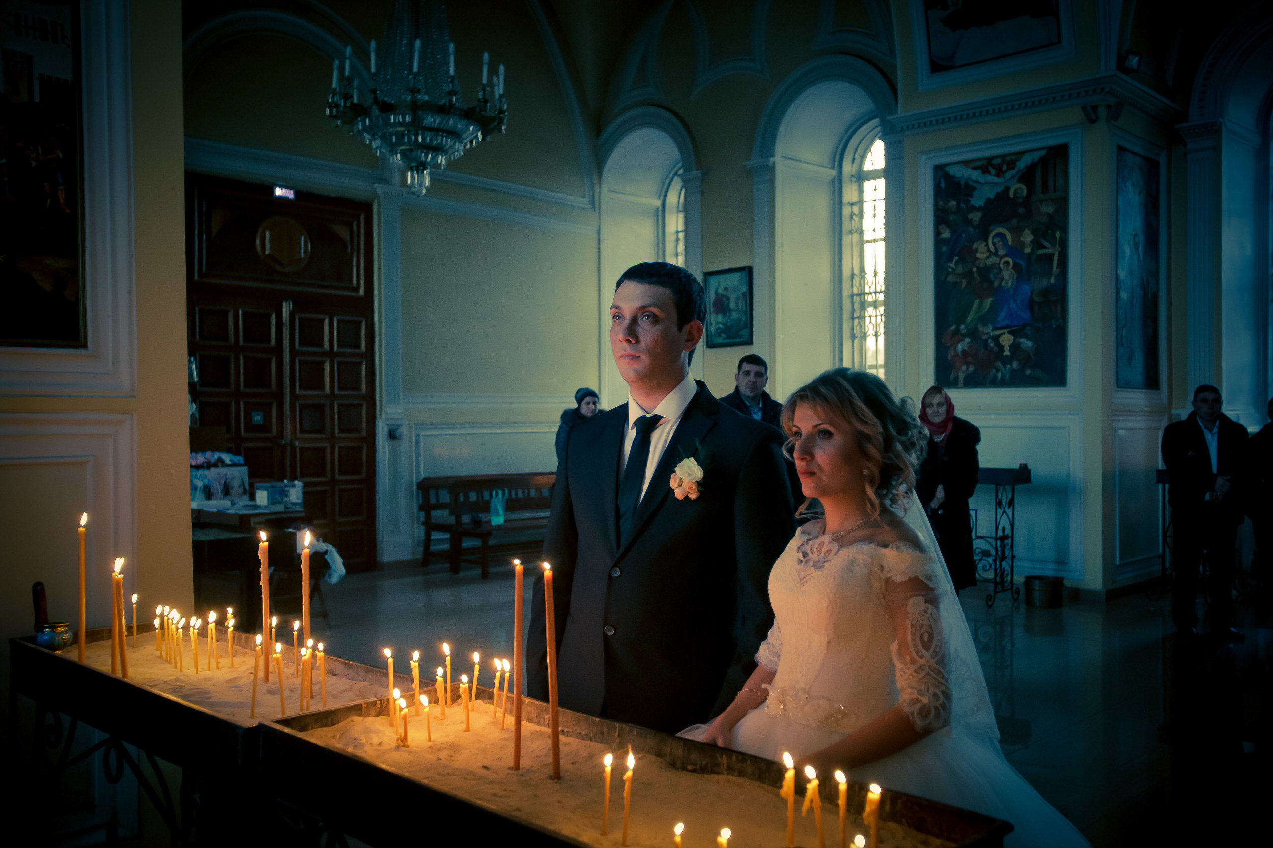 Фотограф церковных обрядов в Ростове-на-Дону. Профессиональная фото и. Максим Матвийченко и Виктория Басова профессионалы своего дела