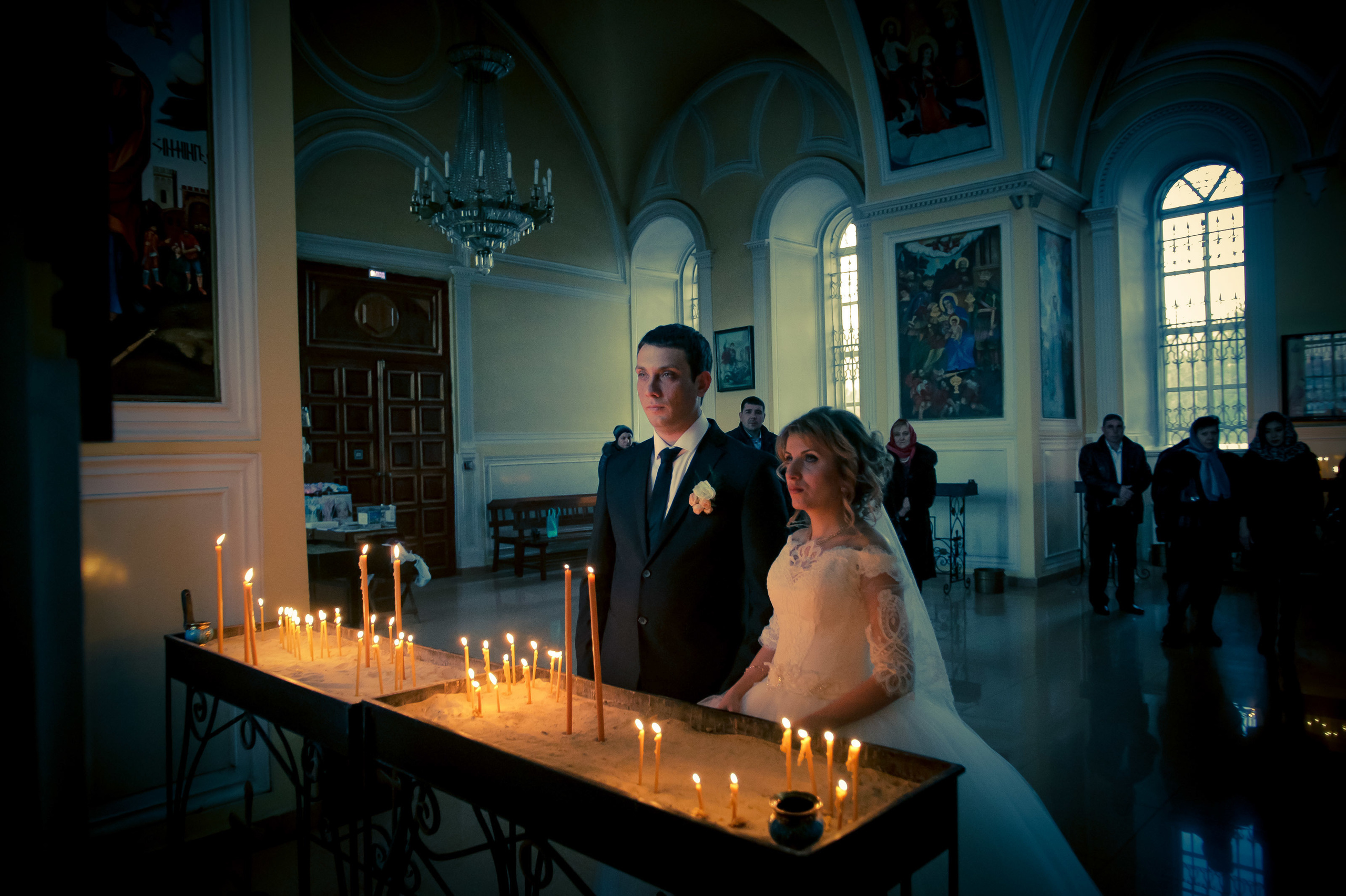 Фотограф церковных обрядов в Ростове-на-Дону. Профессиональная фото и. Максим Матвийченко и Виктория Басова профессионалы своего дела