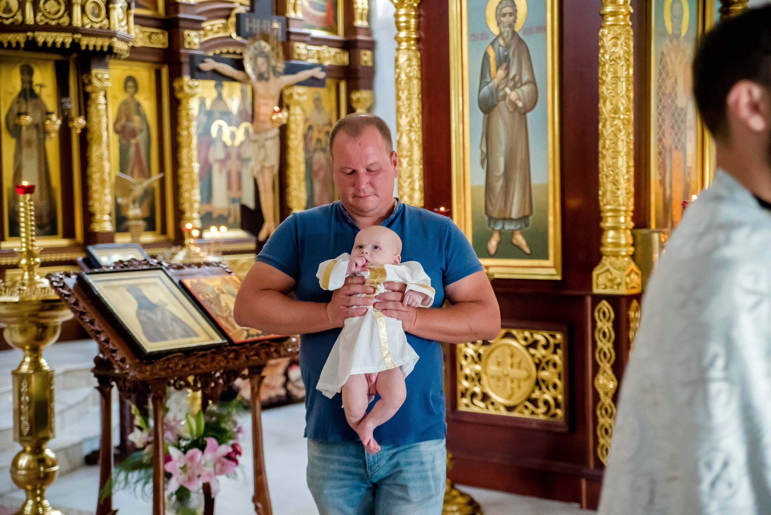 Фотограф церковных обрядов в Ростове-на-Дону. Профессиональная фото и. Максим Матвийченко и Виктория Басова профессионалы своего дела