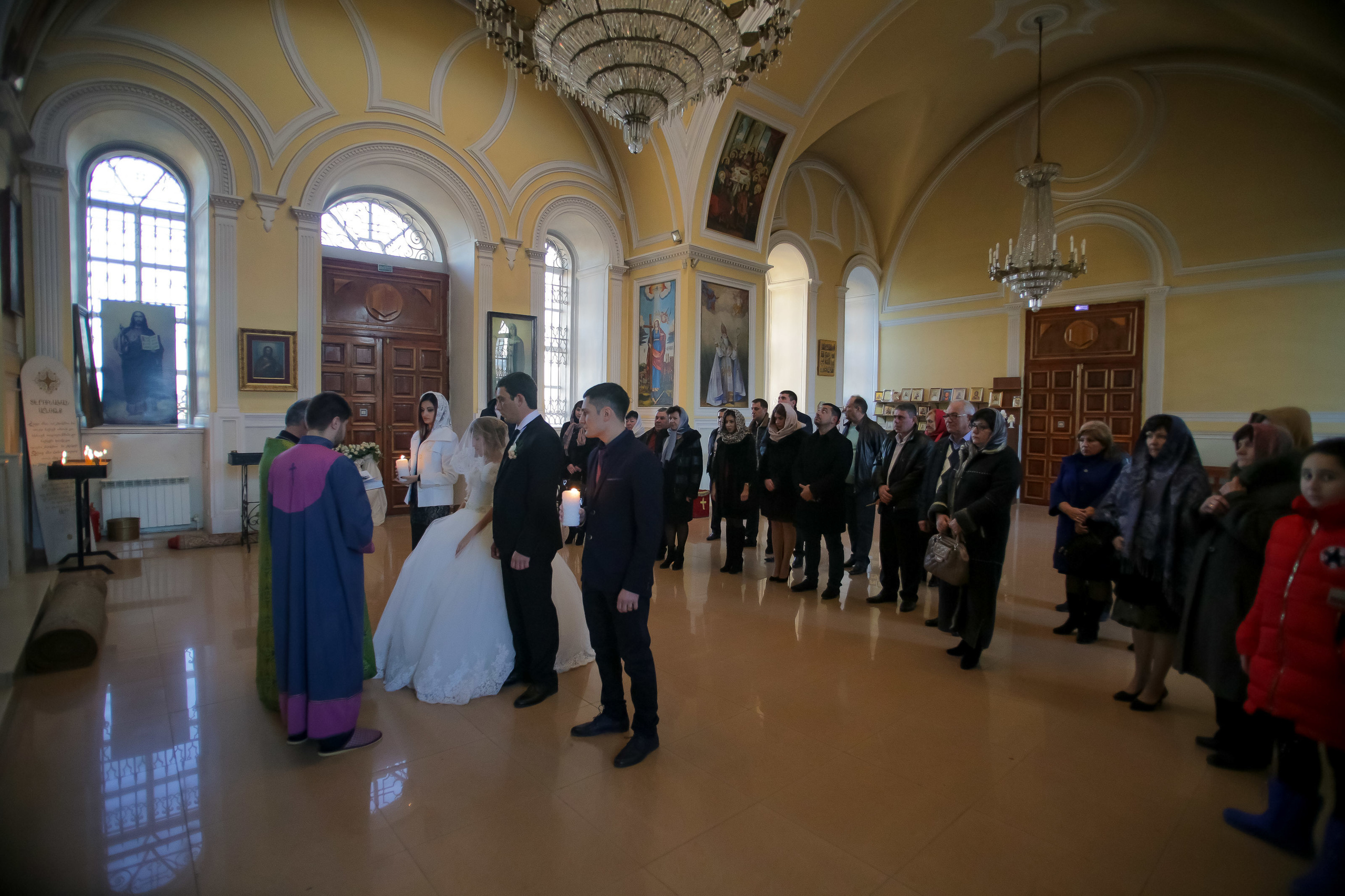 Фотограф церковных обрядов в Ростове-на-Дону. Профессиональная фото и. Максим Матвийченко и Виктория Басова профессионалы своего дела