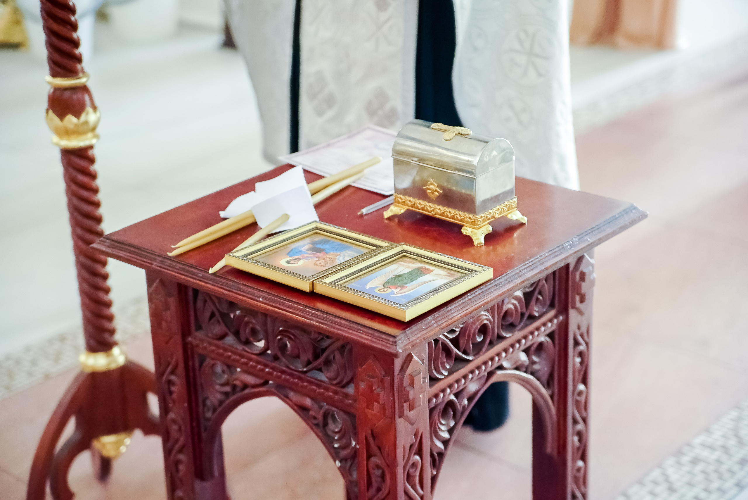 Фотограф церковных обрядов в Ростове-на-Дону. Профессиональная фото и. Максим Матвийченко и Виктория Басова профессионалы своего дела