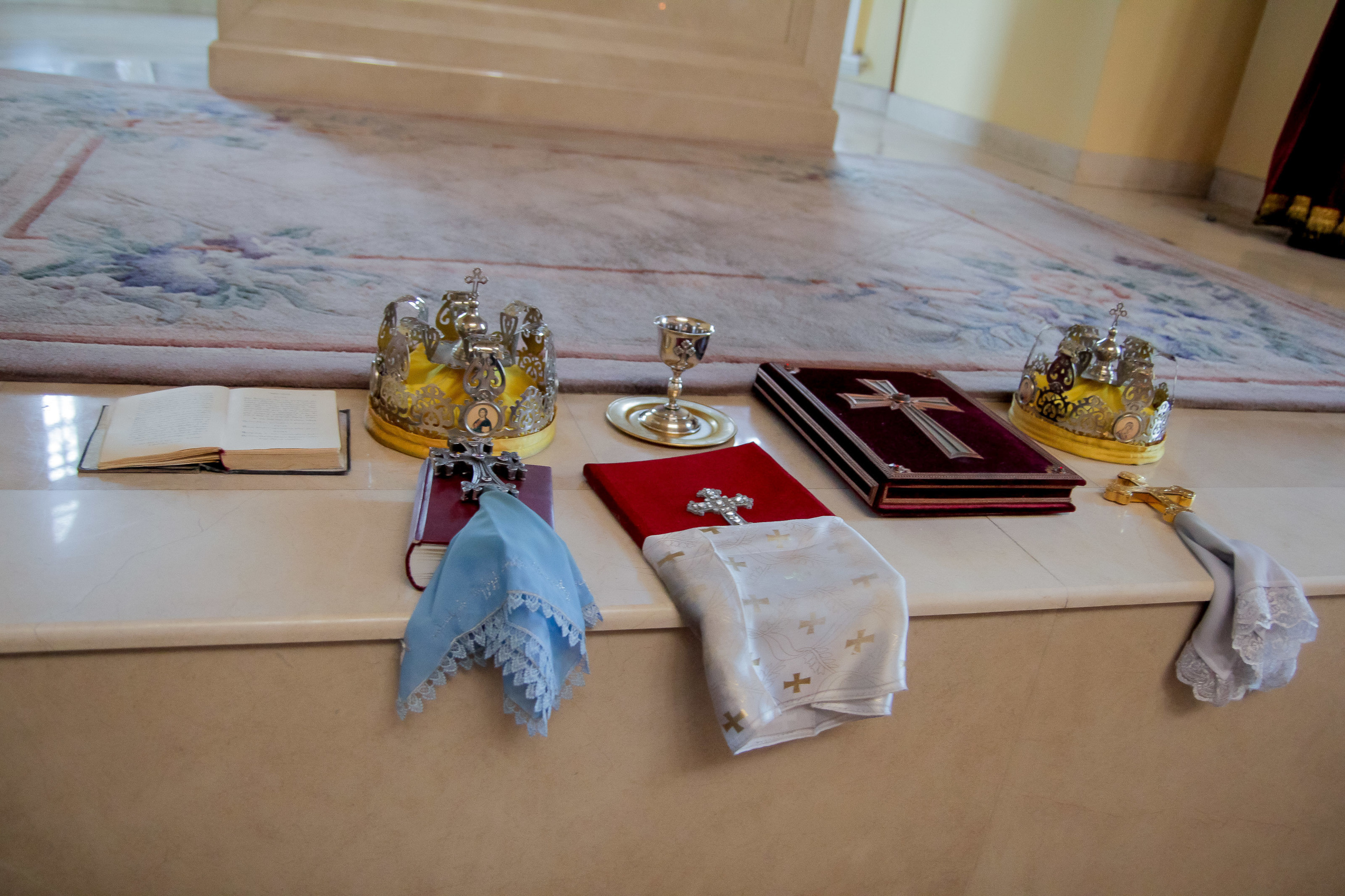 Фотограф церковных обрядов в Ростове-на-Дону. Профессиональная фото и. Максим Матвийченко и Виктория Басова профессионалы своего дела