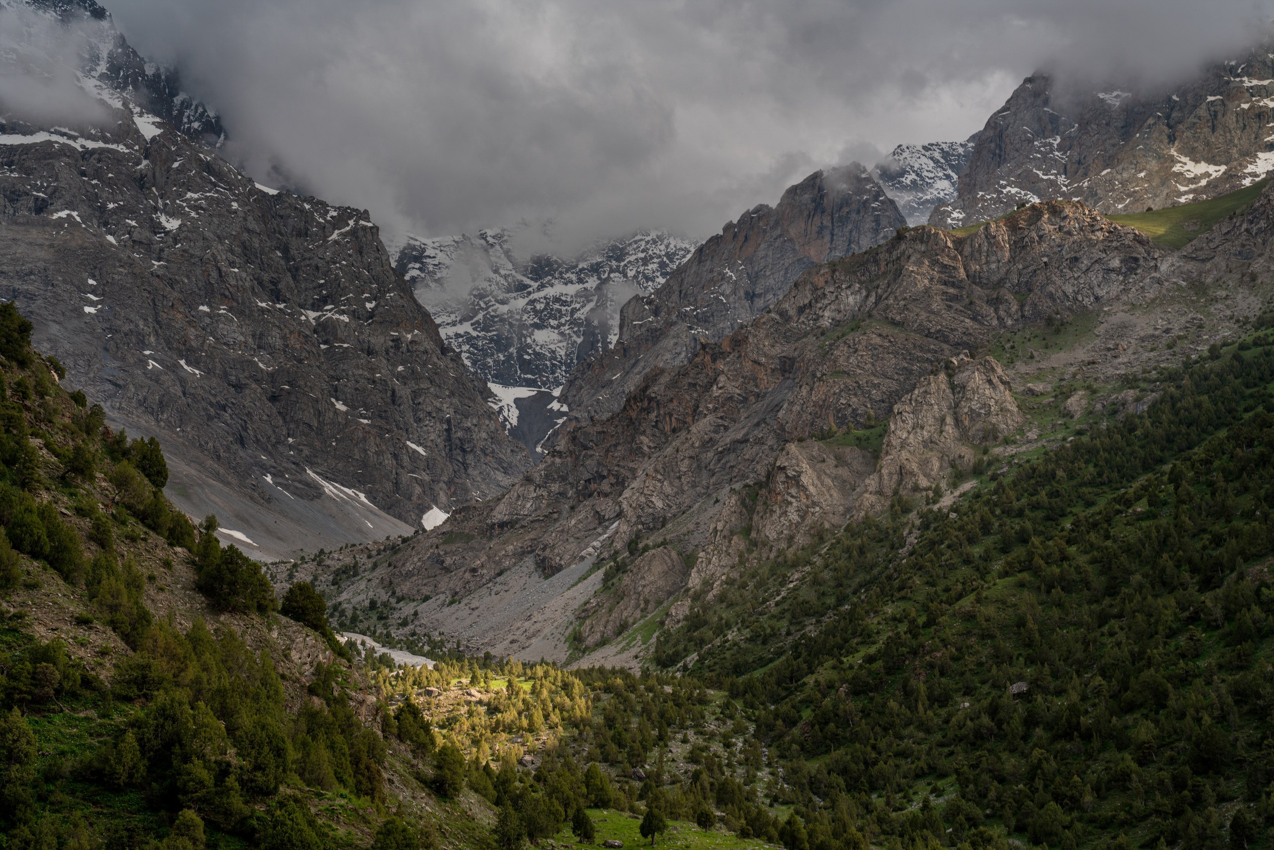 Фанские горы. Фотограф в Красноярске Нерозя Александр. Пейзаж, природа, портрет