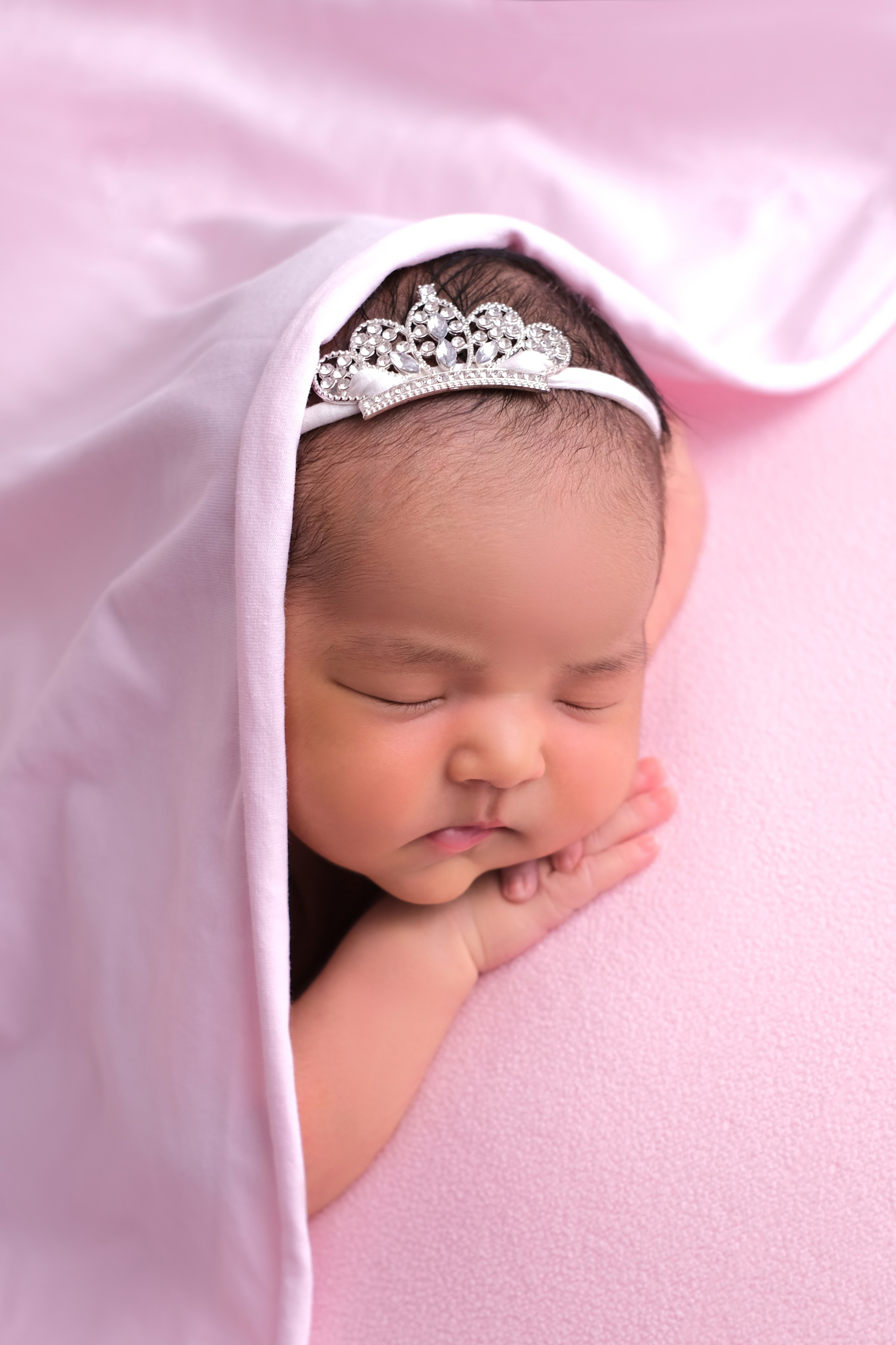 Новорожденные. Фотограф новорожденных в Караганде