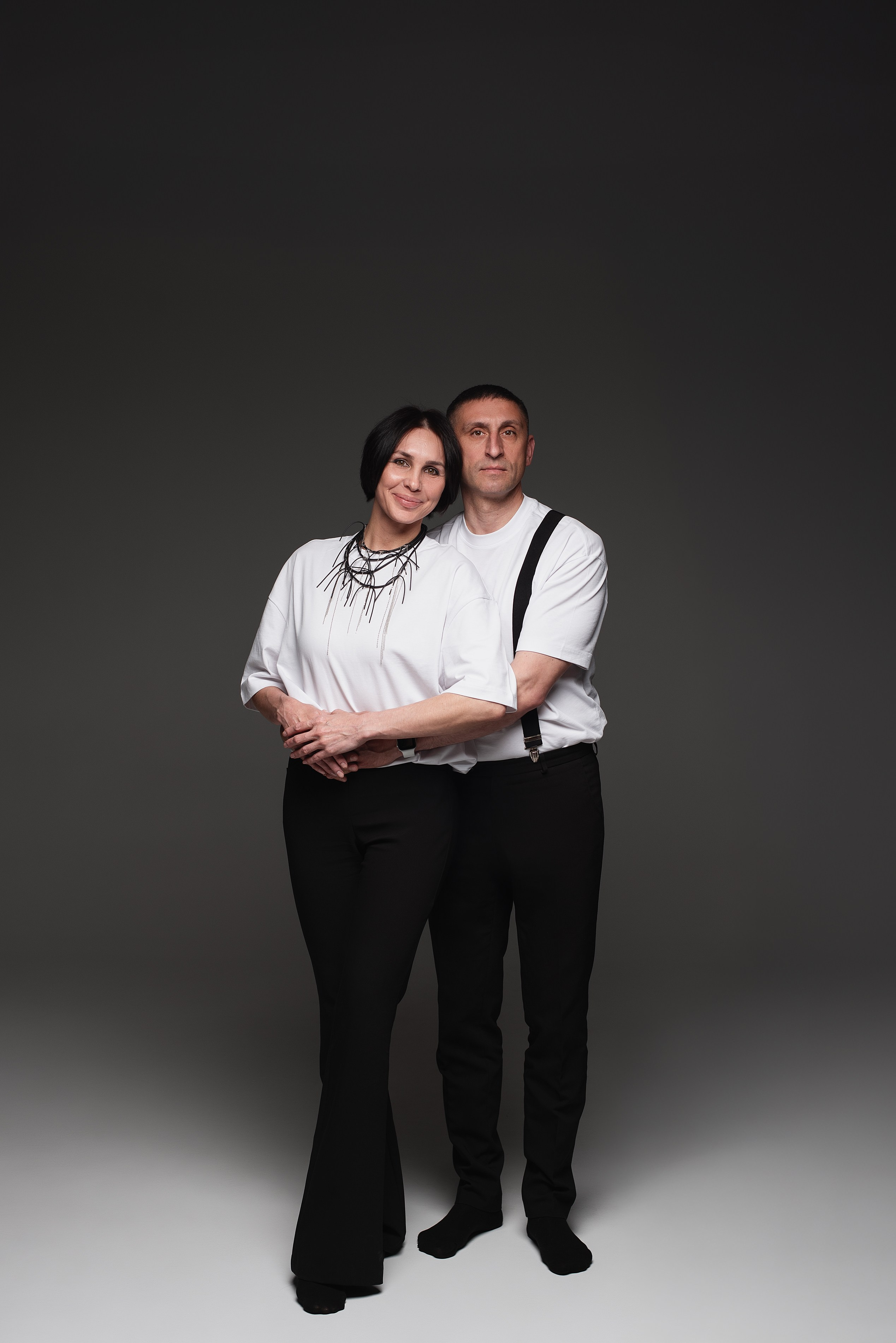 Семейная фотосессия на циклораме. Семейный фотограф в Южно-Сахалинске Анастасия Лимарева