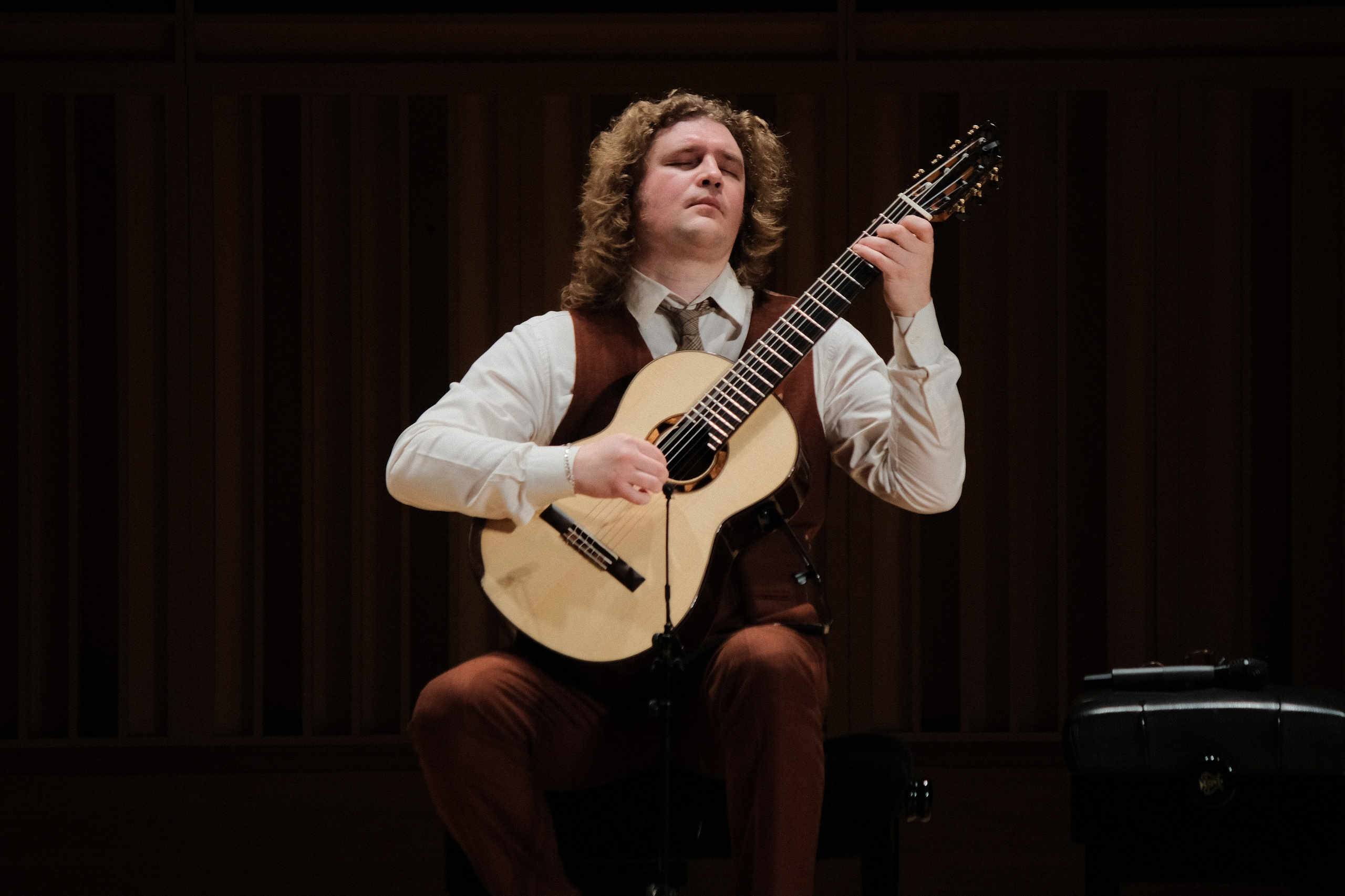 Гитарный концерт Романа Зорькина. Goncharov Tim