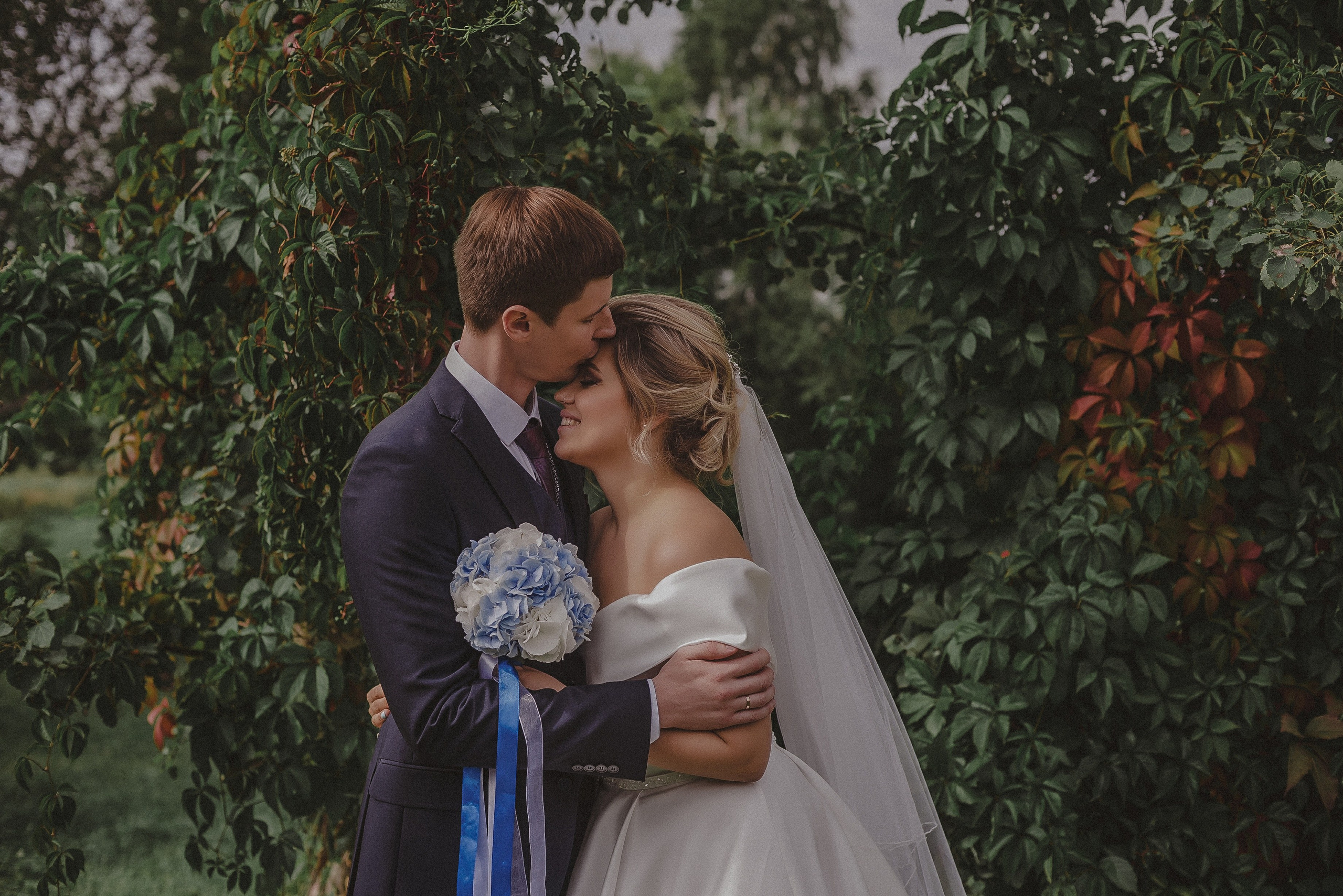 Love.txt: В плену прикосновений. Свадебный и семейный фотограф в Москве Сажина Кристина КиМ. Свадебный оператор в Москве Сажин Максим