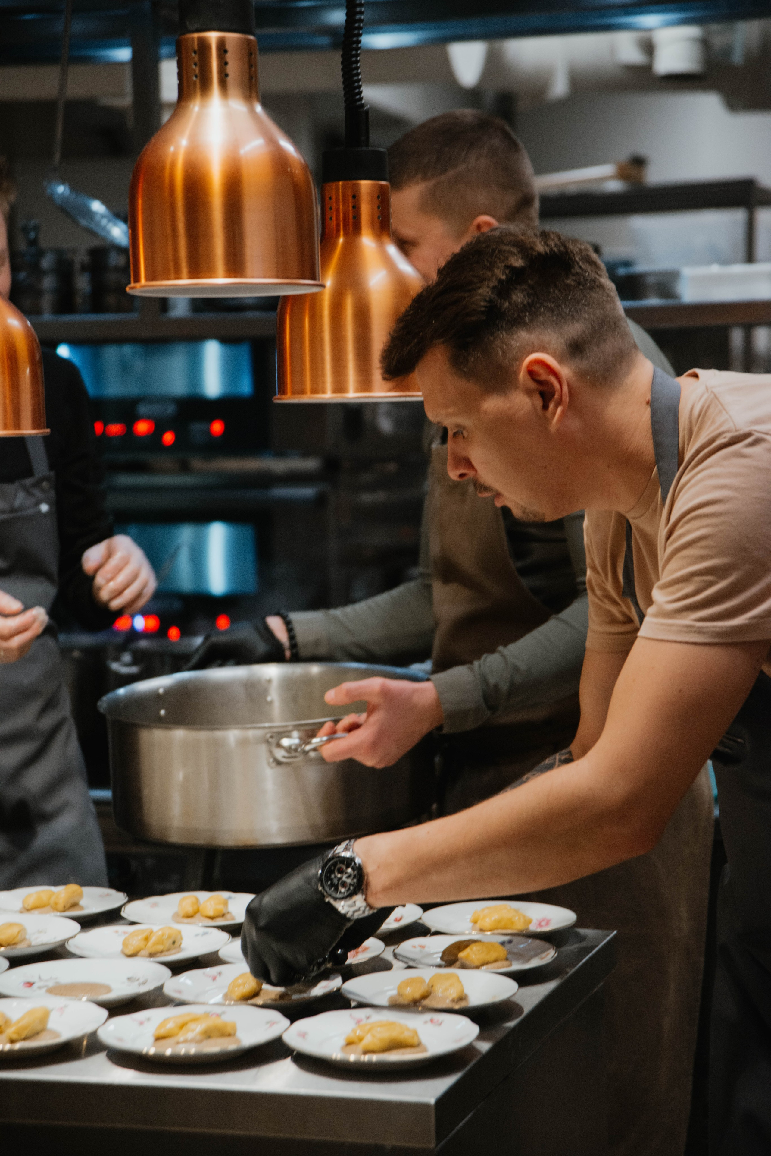 Шеф-тейбл в ресторане La Volte. Ксения Glossa. Портретный и репортажный фотограф в Самаре