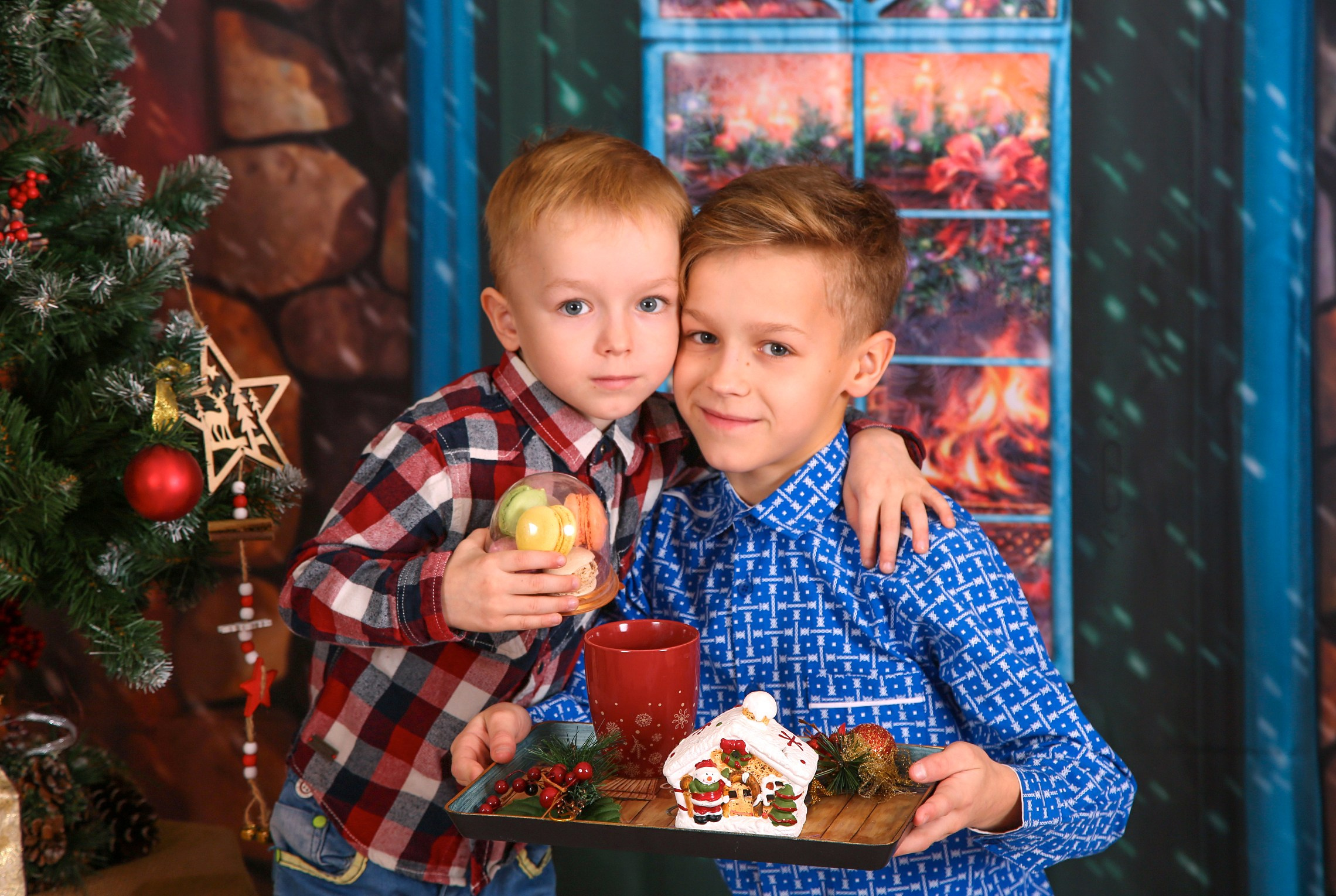 Новогодний коктейль. Выпускные альбомы в Нижнем Новгороде | Фотостудия Звездочет | Никулина Наталья