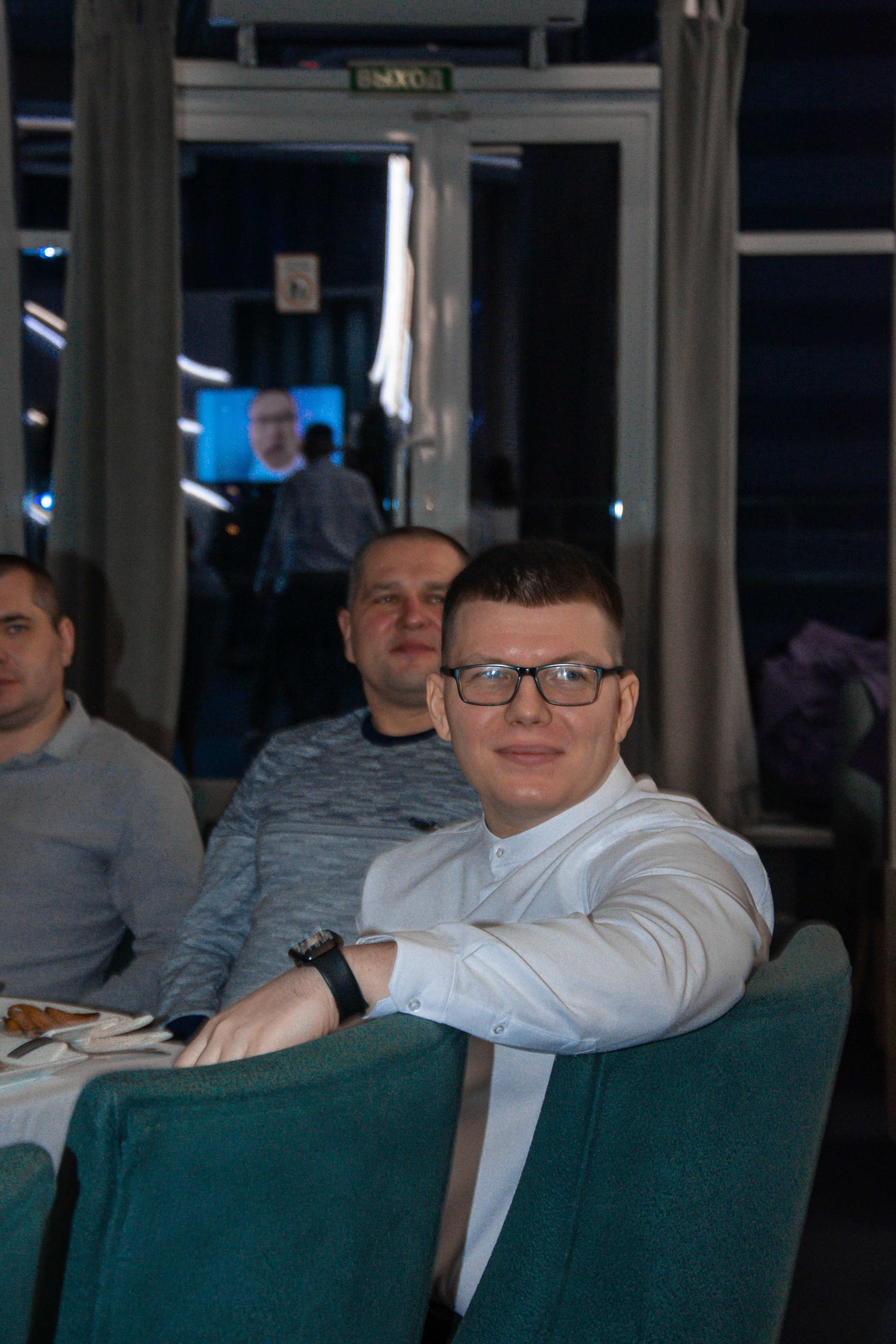 Корпоратив. Женский фотограф в Людиново и Киров