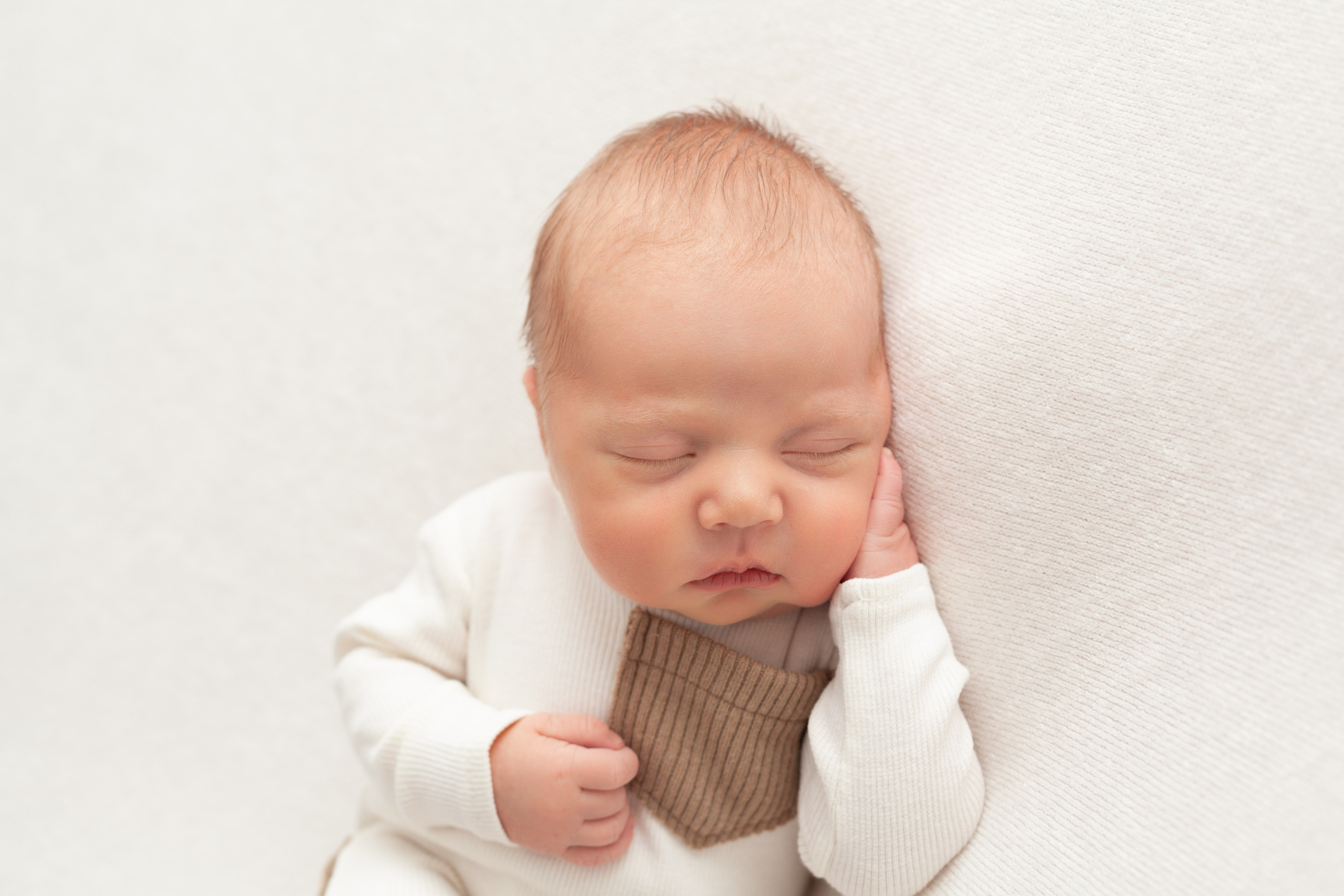 PH @newborn_flower. Retoucher Aleksmokh