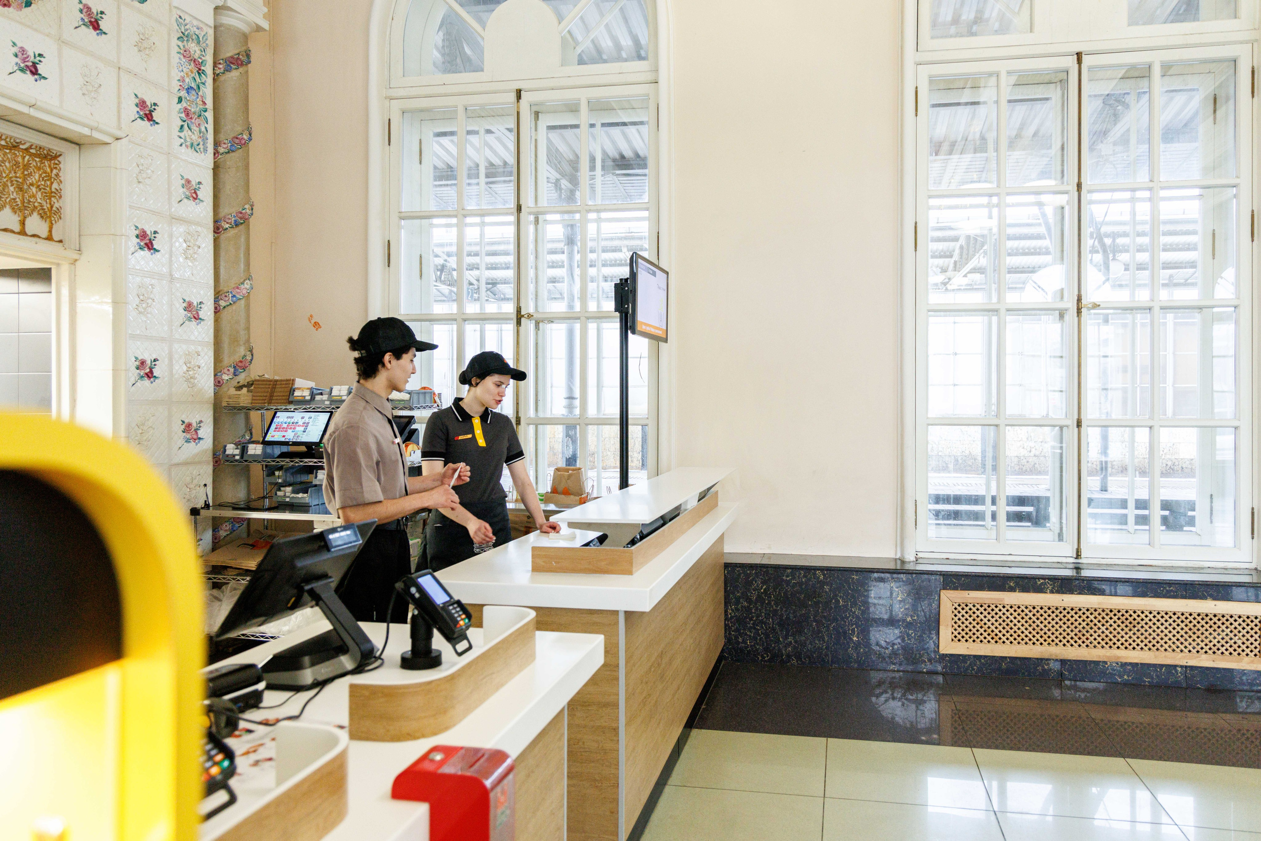 Вкусно и точка в г. Пушкин. Фотограф Балаев Михаил