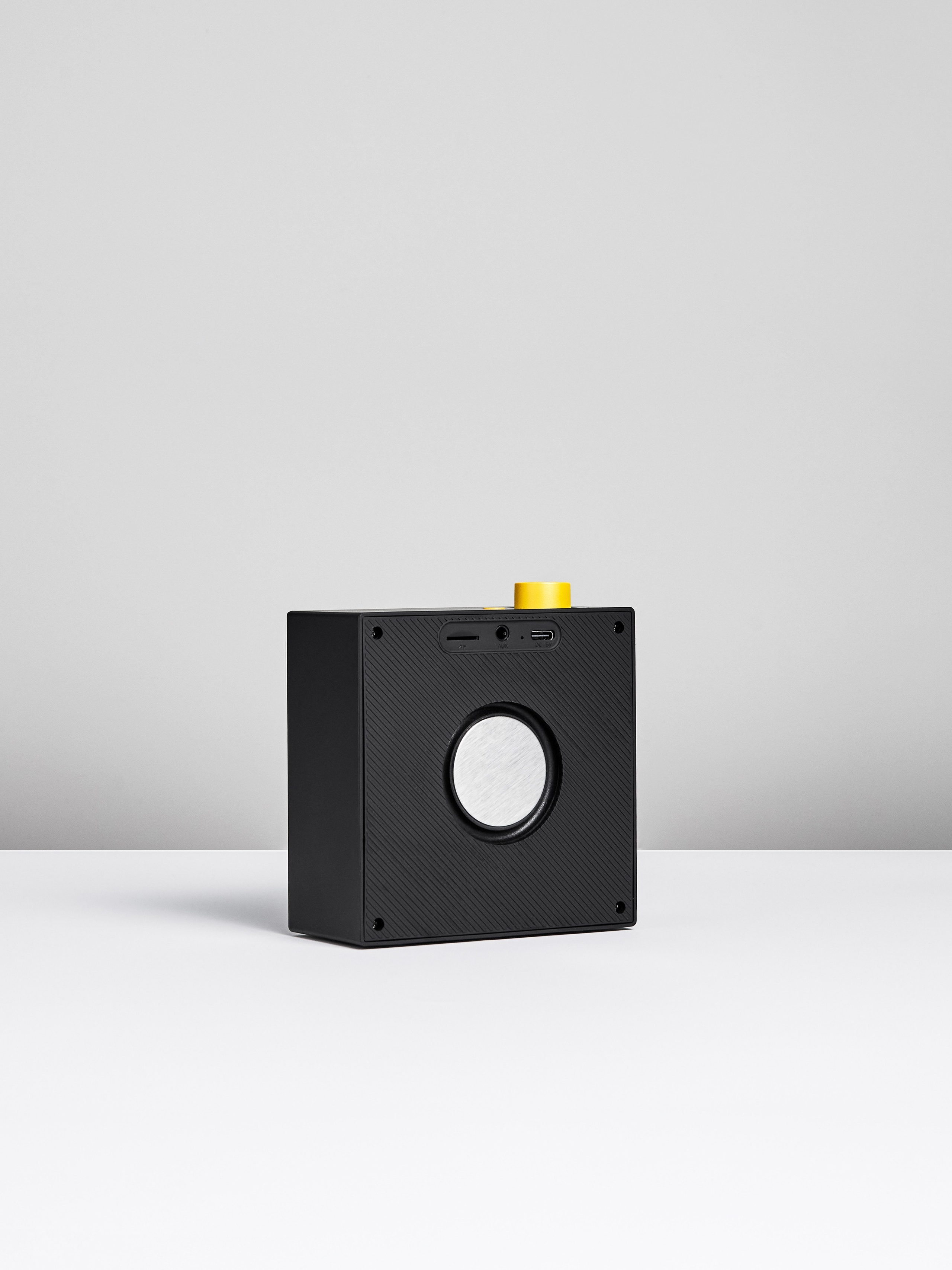 EK BEATZ. Фотограф для маркетплейсов в Москве Озерова Кристина