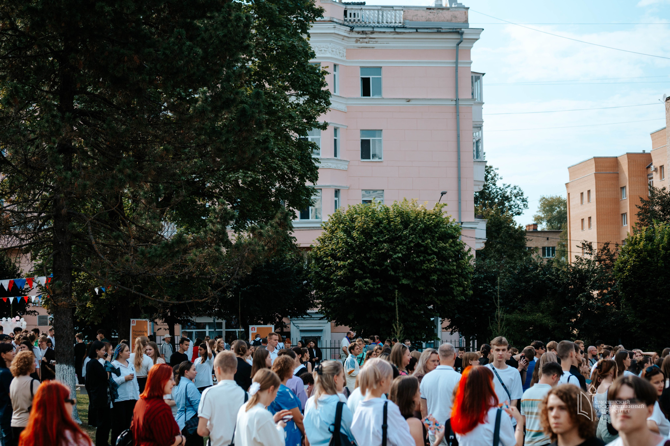 СмолГУ — 1 Сентября. KiPPER Gallery — Фотограф