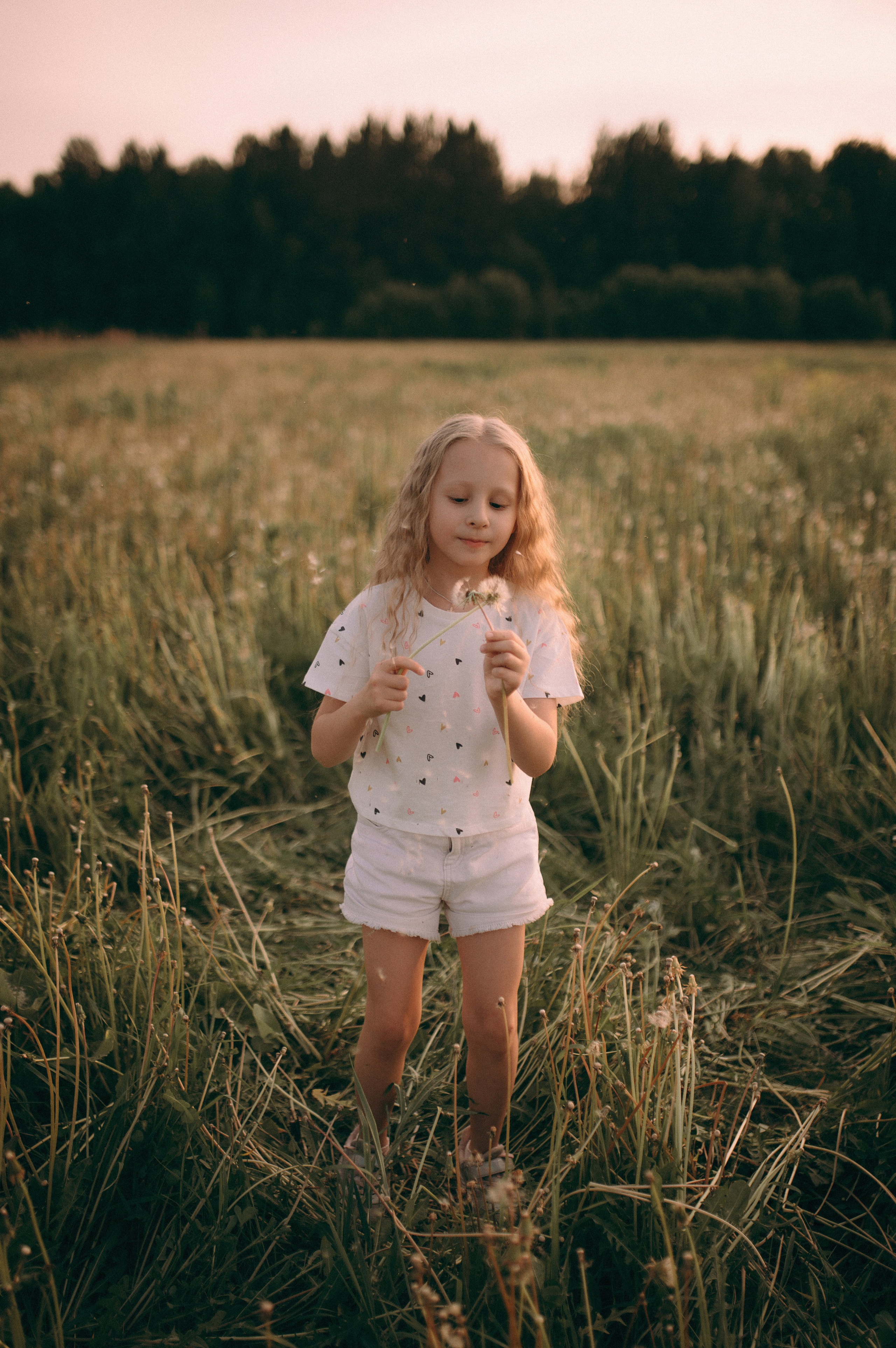 Валя и Лена. Фотограф, г. Лесной Свердловской области