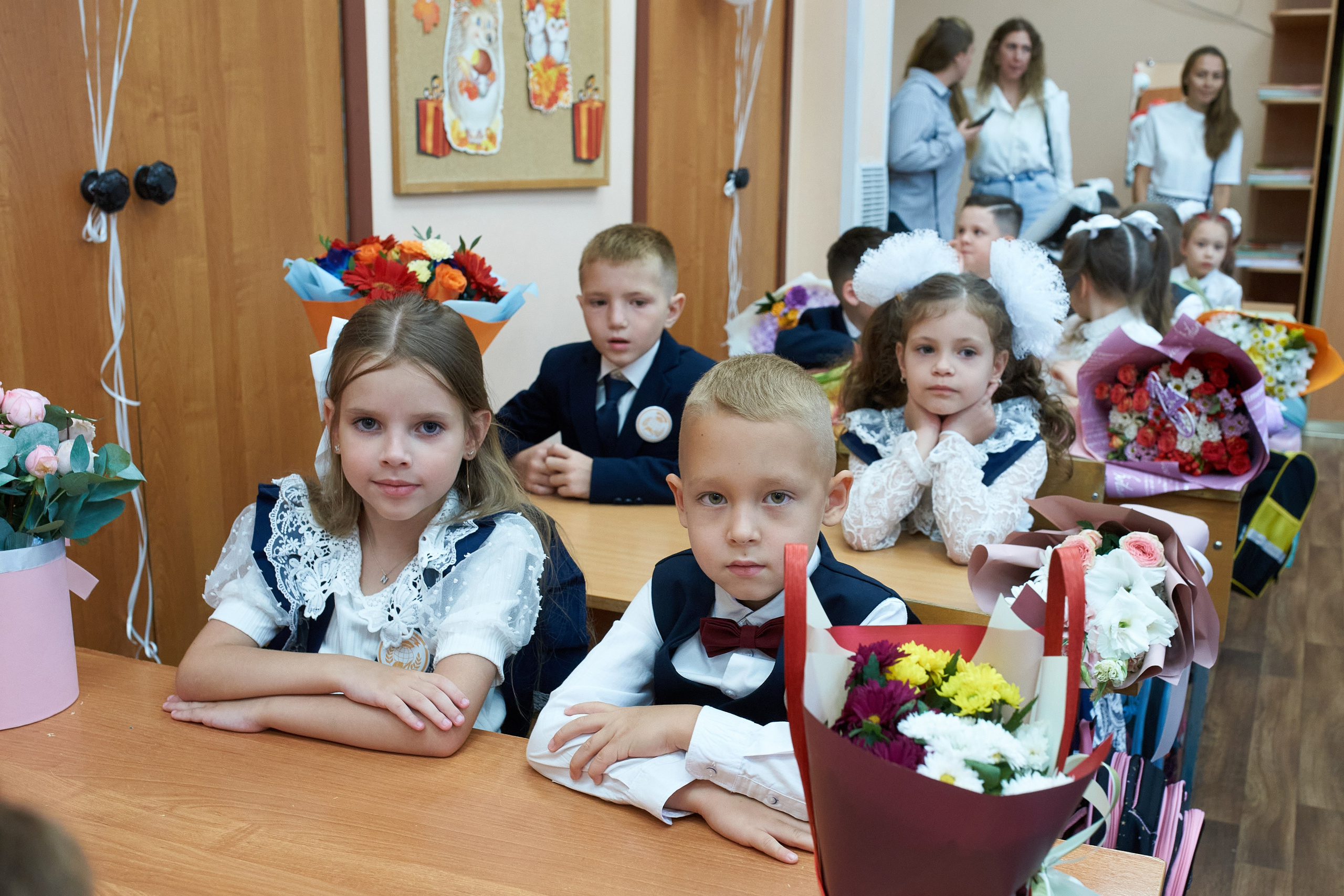 1 класс в День Знаний. Фотограф Владимир Артамонов