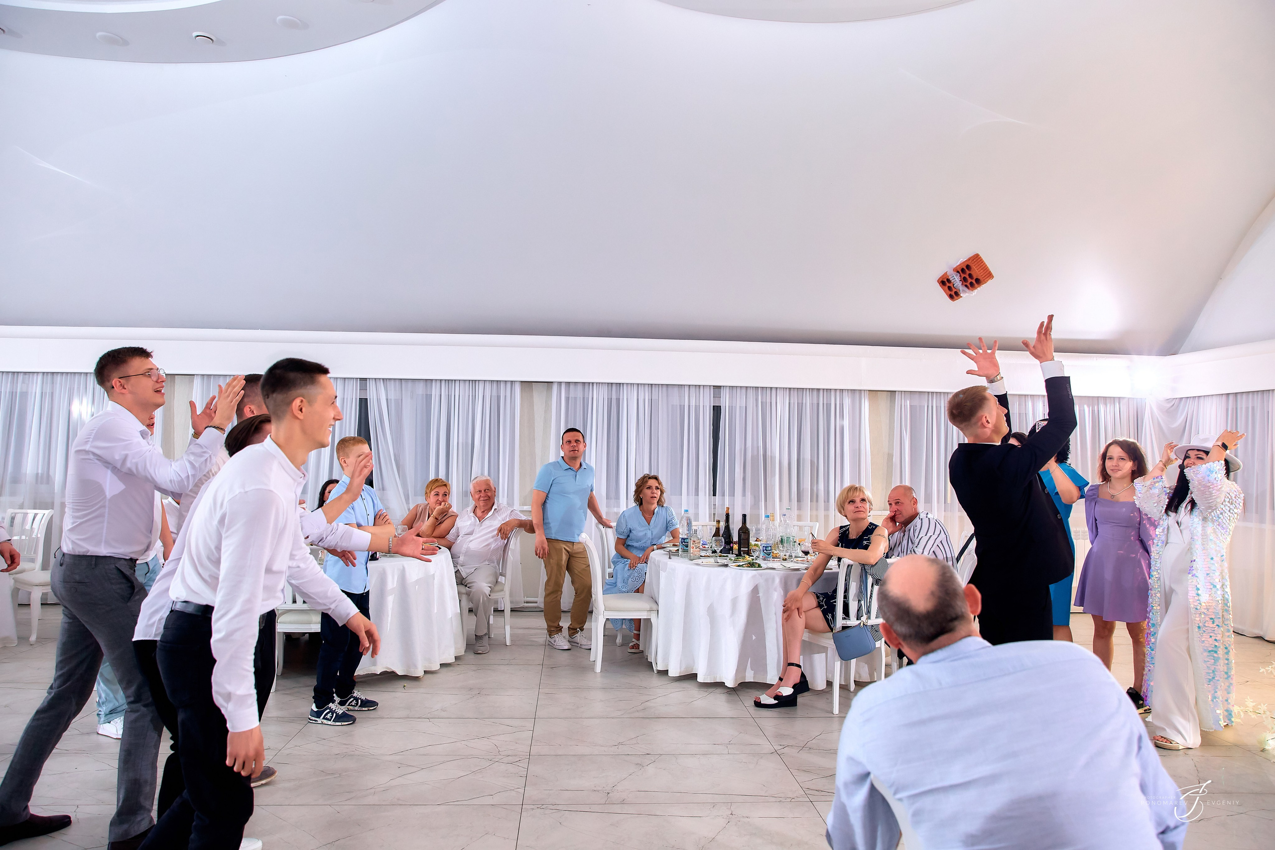 Свадебная фотосессия. Свадебный фотограф в Тольятти Жигулевске и Самаре Пономарев Евгений