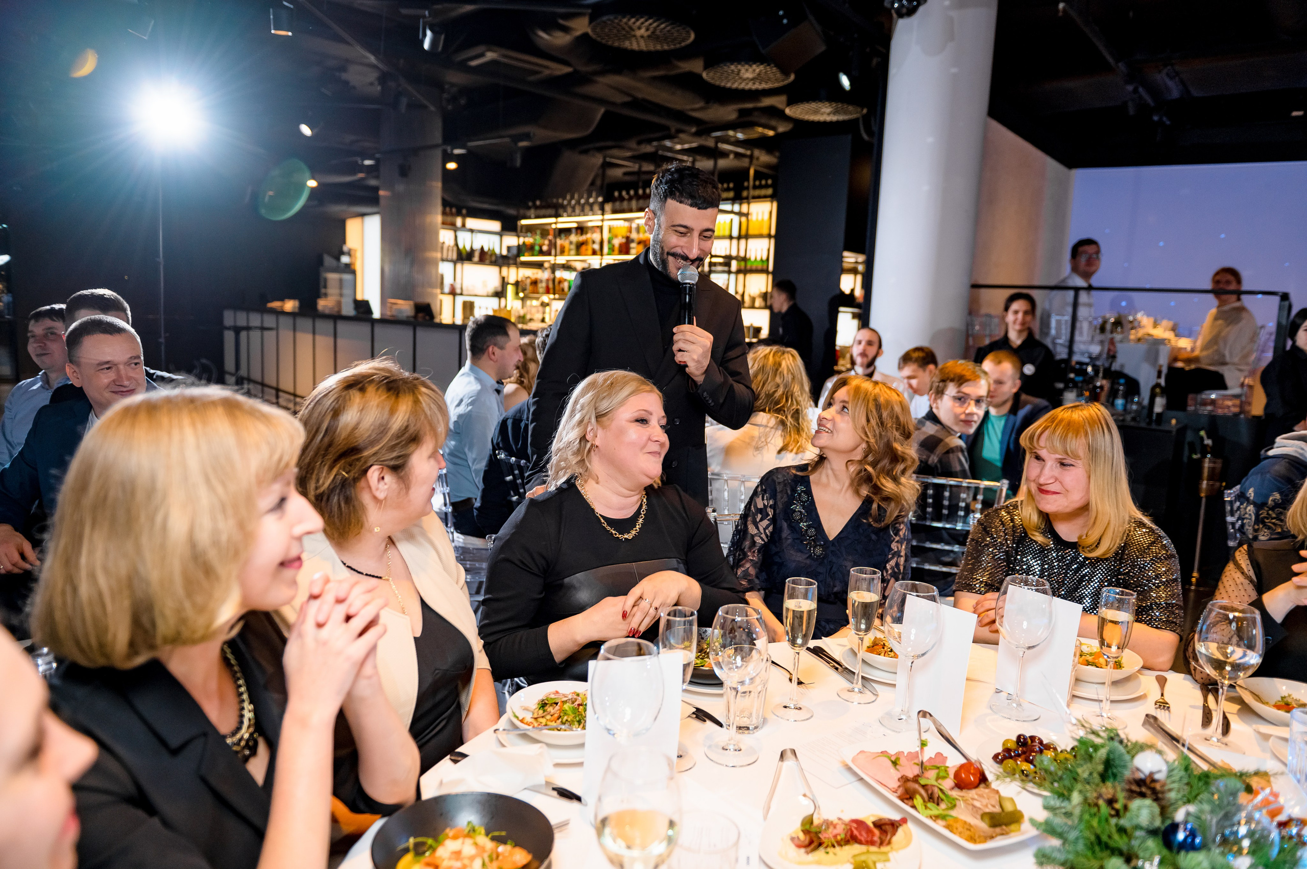 ИНСИС New Year Party. Фотограф Антон Малыхин