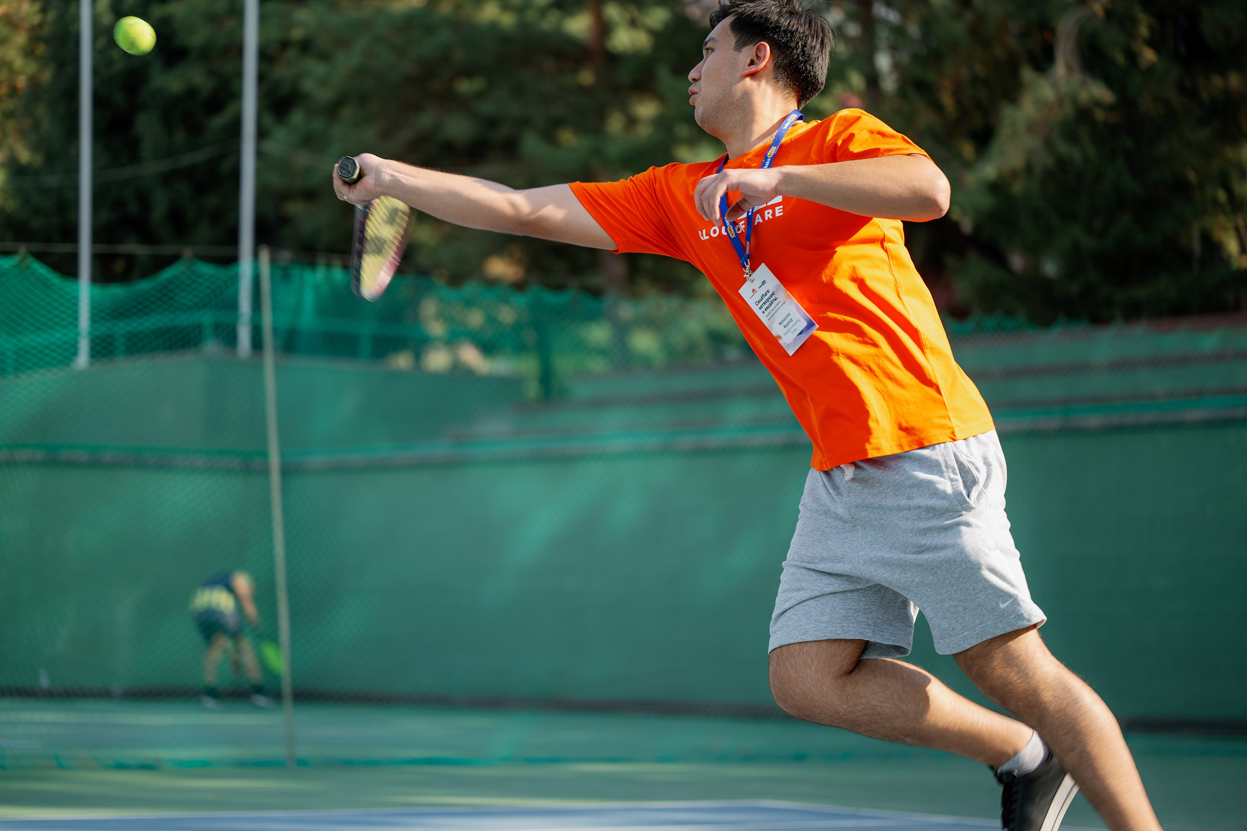 Конференция/Игра в тенис — BakoTech&Cloudfire. Фотограф в Алматы — Алексей Коньков | Репортаж, свадьбы, портреты