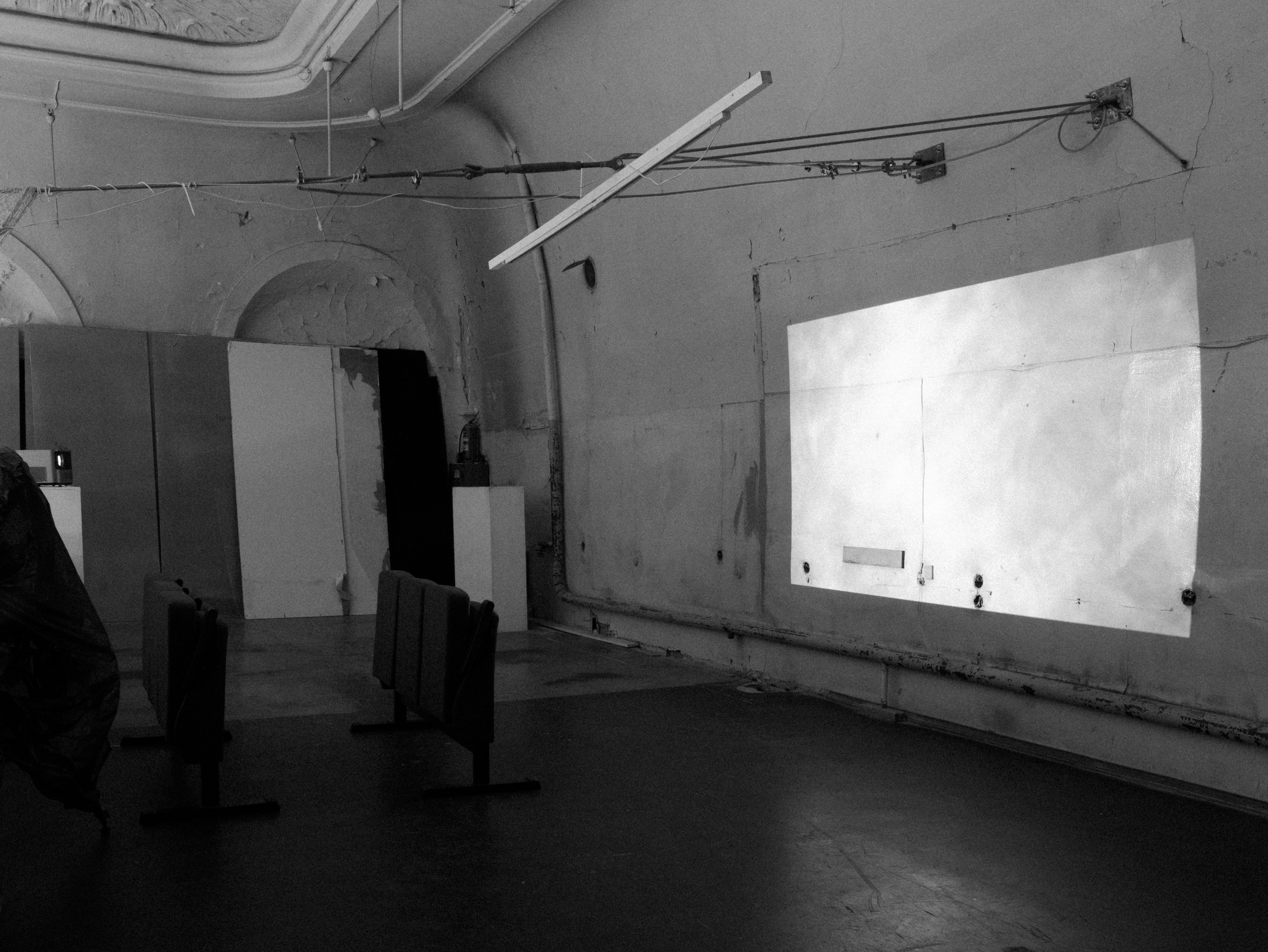 Екатерининское собрание, г. Санкт-Петербург «Смотритель маяка». Художница Юлия Павлова