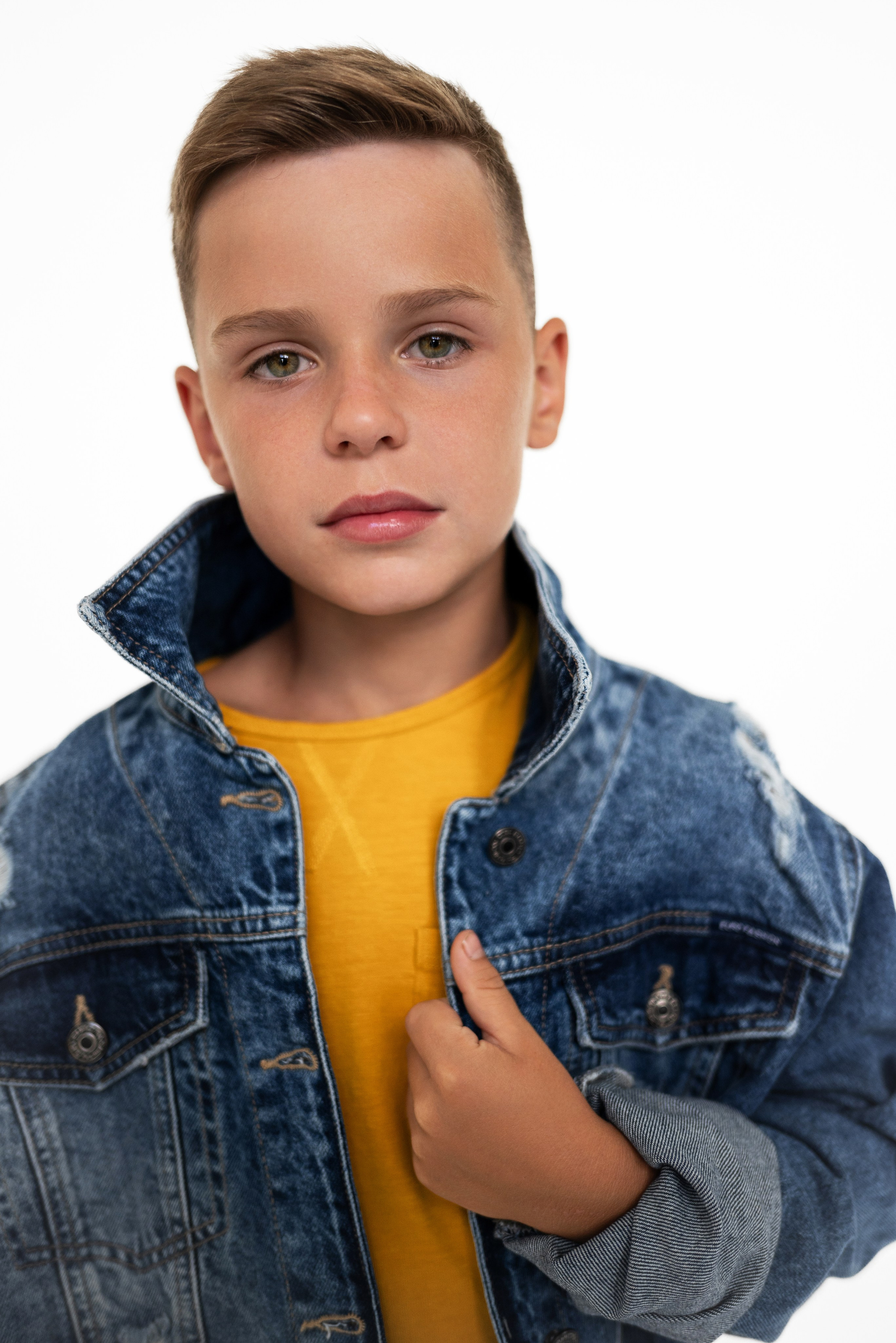 Модельное портфолио. Фотограф Москва Виктория Вишневская актерское / модельное портфолио