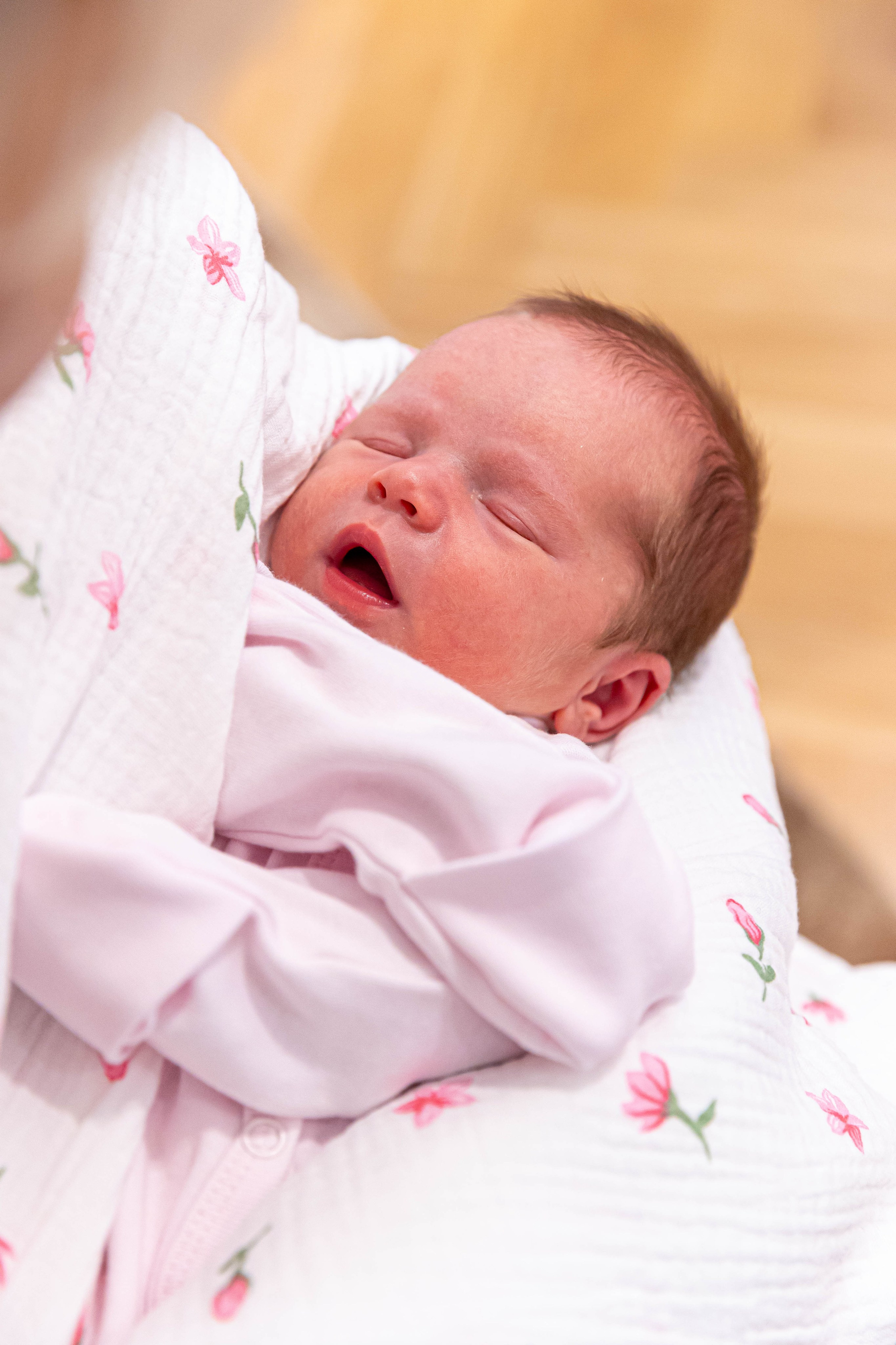 Выписка малышки Леи. Фото и видео съемка Ваших мероприятий