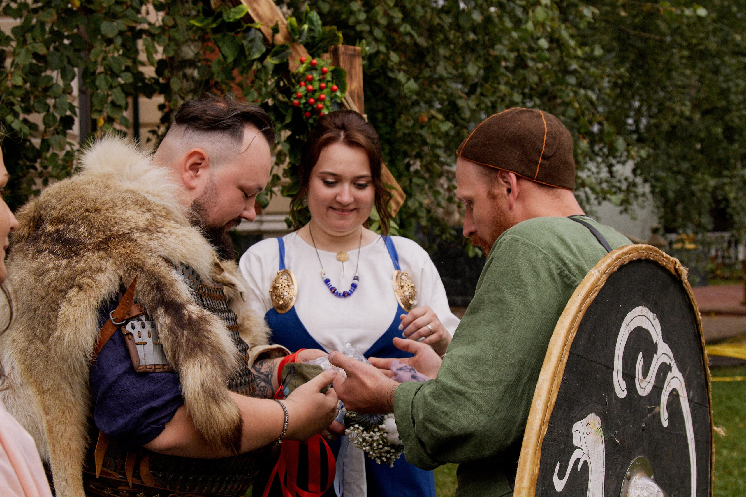 Юлия и Антон. Выездная роспись в стиле викингов. Фотограф лавстори Москва/МО Приятелева Ангелина