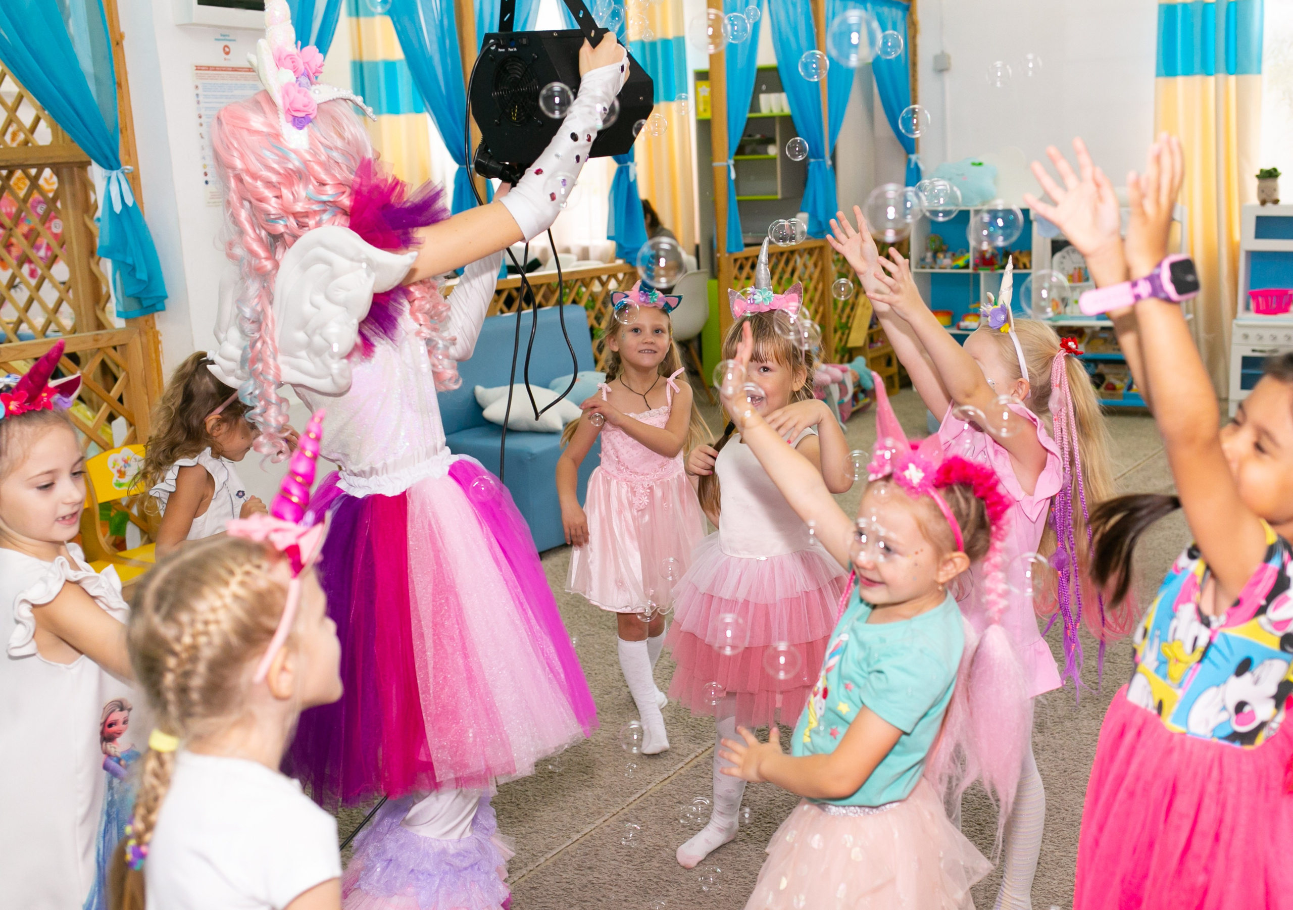 Праздники. Фотограф новорожденных и семейный фотограф НСО г. Бердск Марина Львова